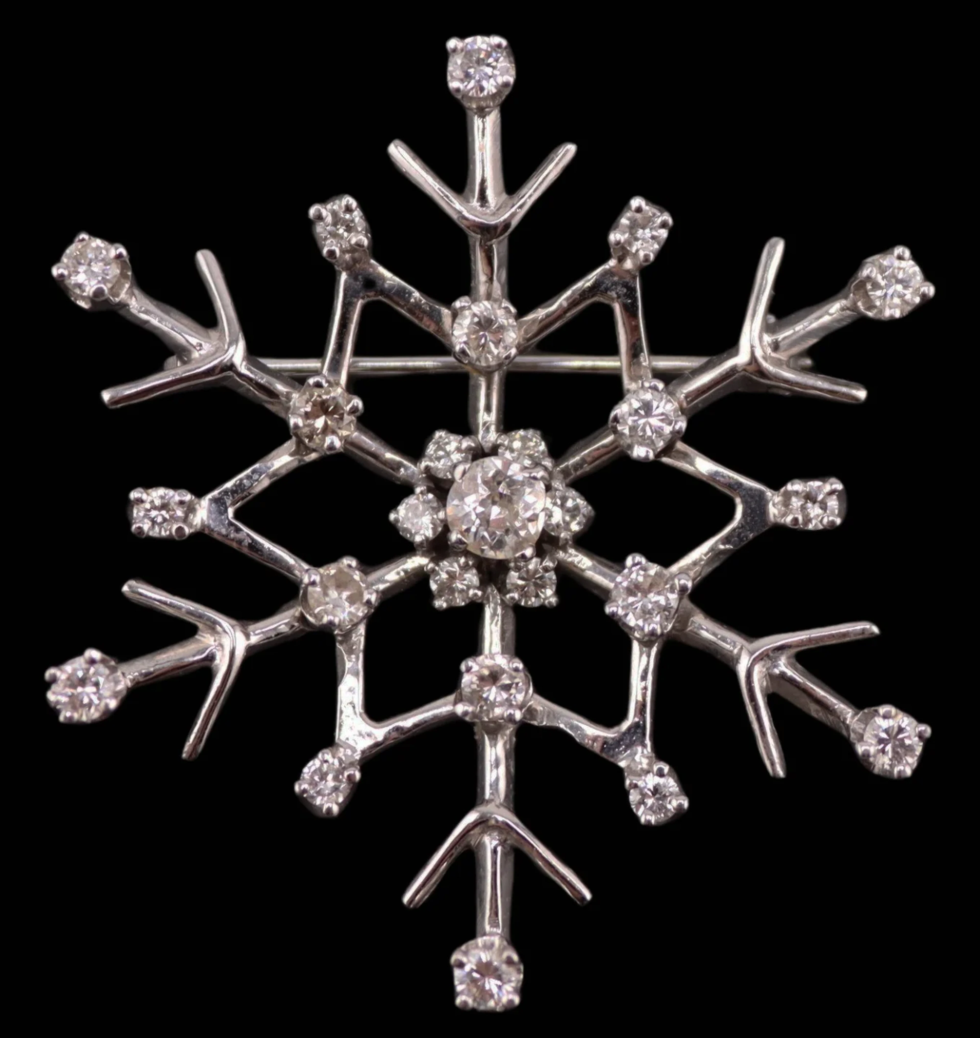 JEWELRY. 12.5kt White Gold and Diamond Snowflake
