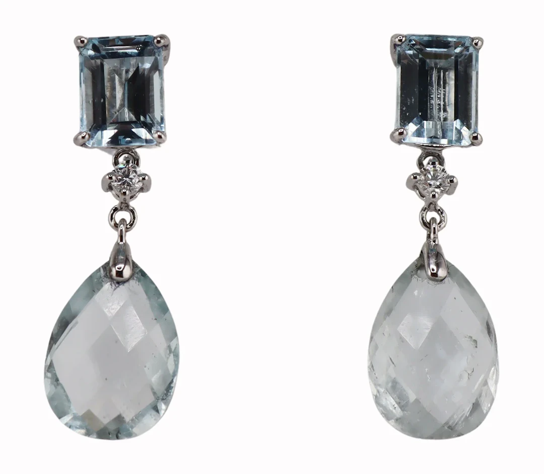 JEWELRY. Pair of 17kt Gold, Aquamarine and Diamond