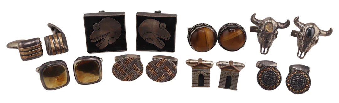 JEWELRY. Collection of Silver Cufflinks Inc Yurman