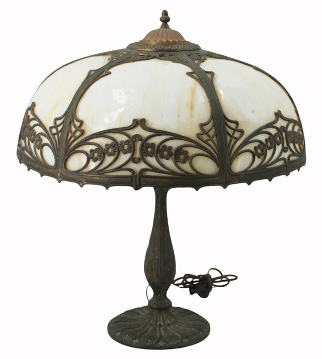 Arts & Crafts Slag Glass Table Lamp.