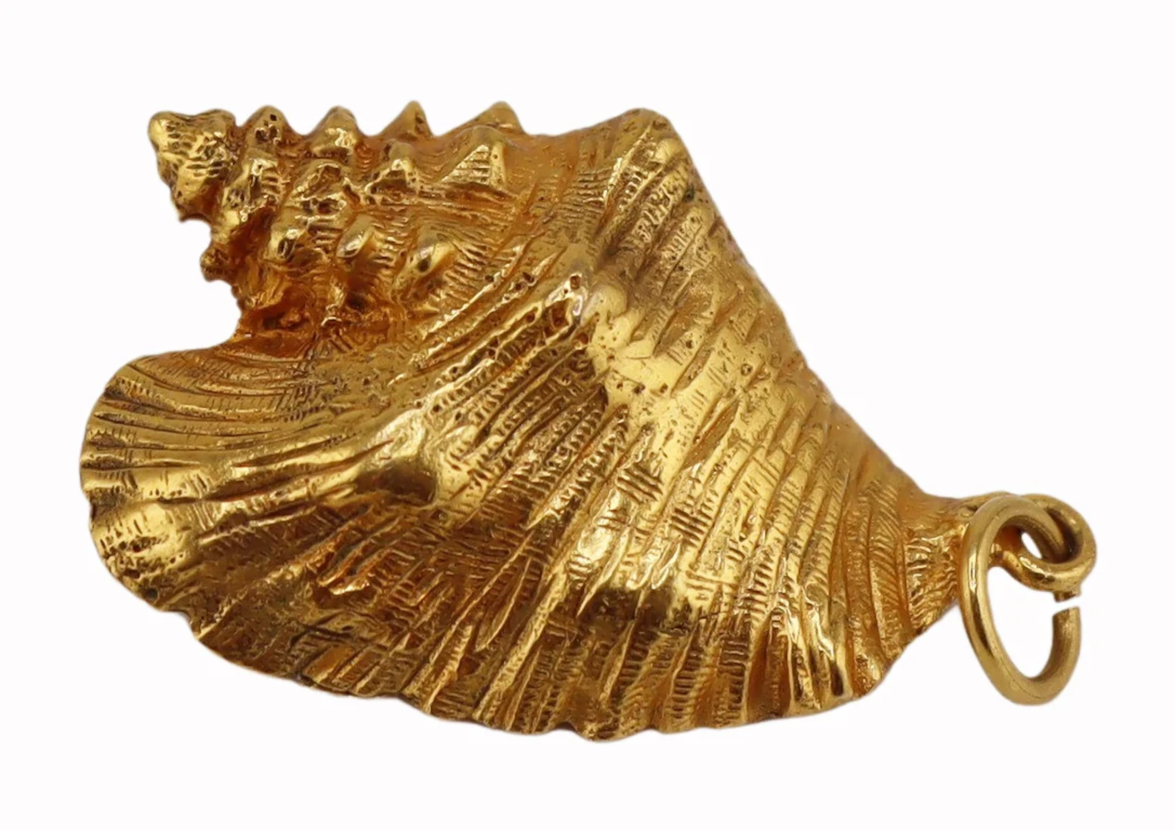 JEWELRY. Signed YDL 10kt Gold Seashell Pendant.