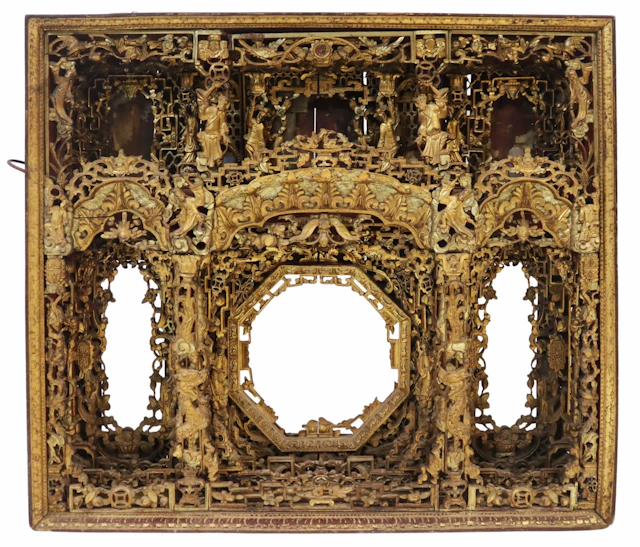 EXCEPTIONAL Large & Highly Carved Chinese Gilt and