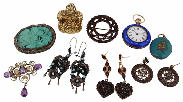 JEWELRY. Collection of Antique & Vintage Jewelry.