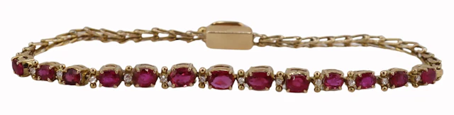 JEWELRY. 11.5kt Gold, Ruby and Diamond Bracelet.