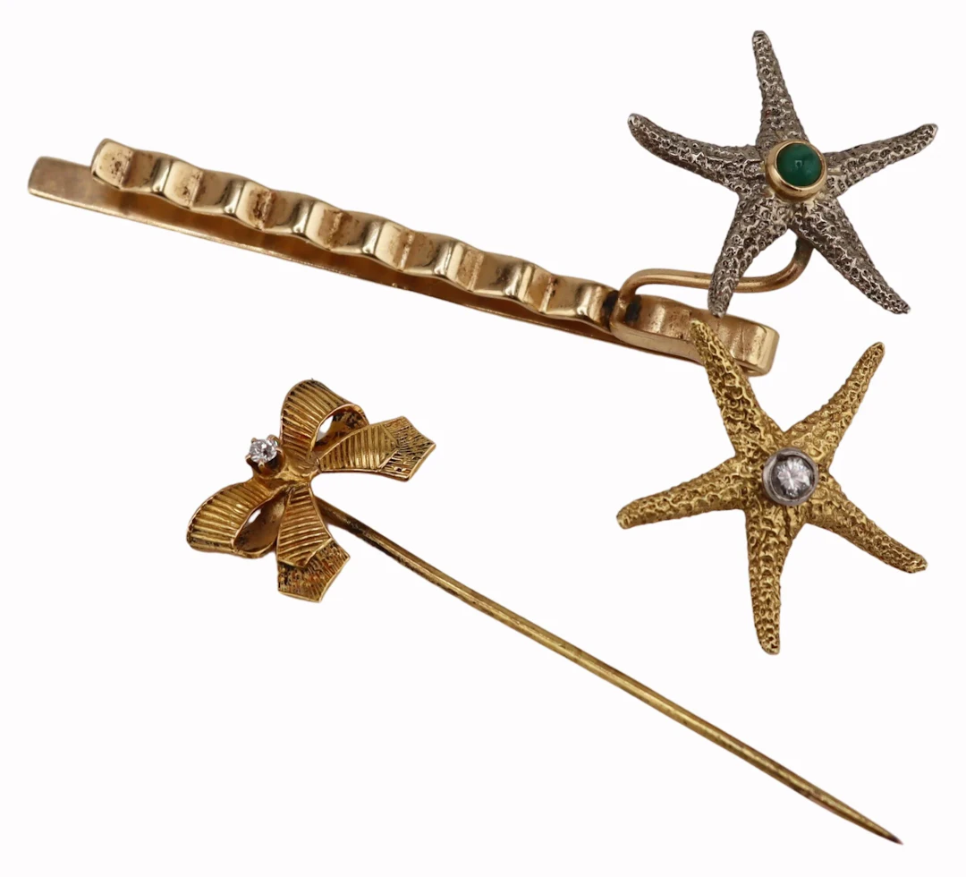 JEWELRY. 14kt Gold and Gem Starfish Hair Clip.