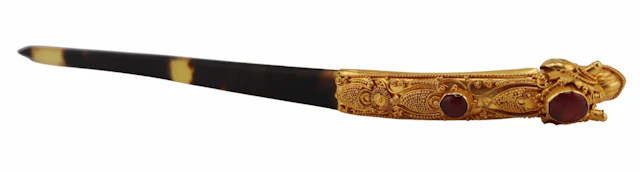 GOLD. High Karat Gold and Ruby Dragon Binyeo.