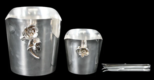(3) Christofle Silverplate Anemone-Belle Objects.