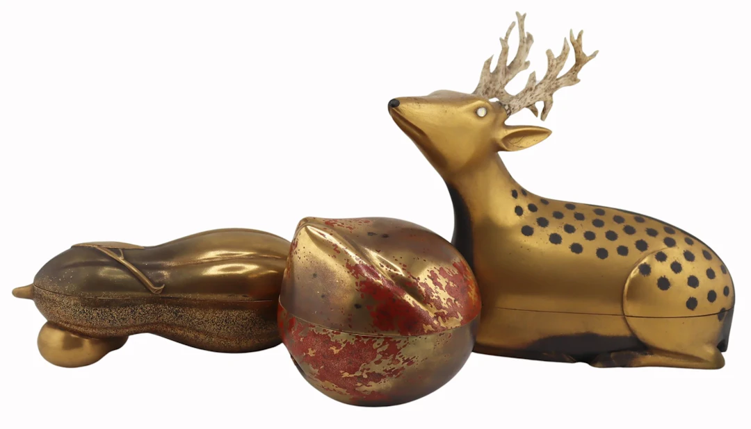 (3) Japanese Lacquered Lidded Boxes.