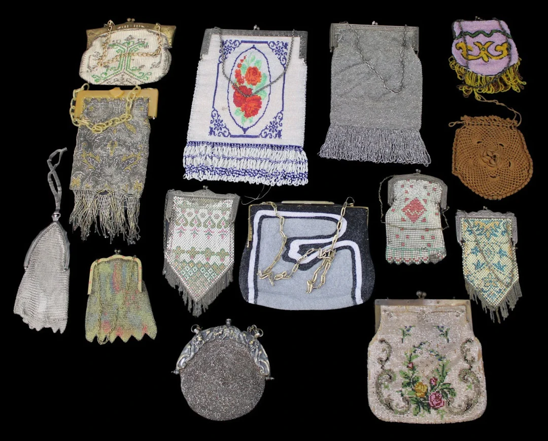 Group of (14) Vintage/Antique Beaded Minaudieres.