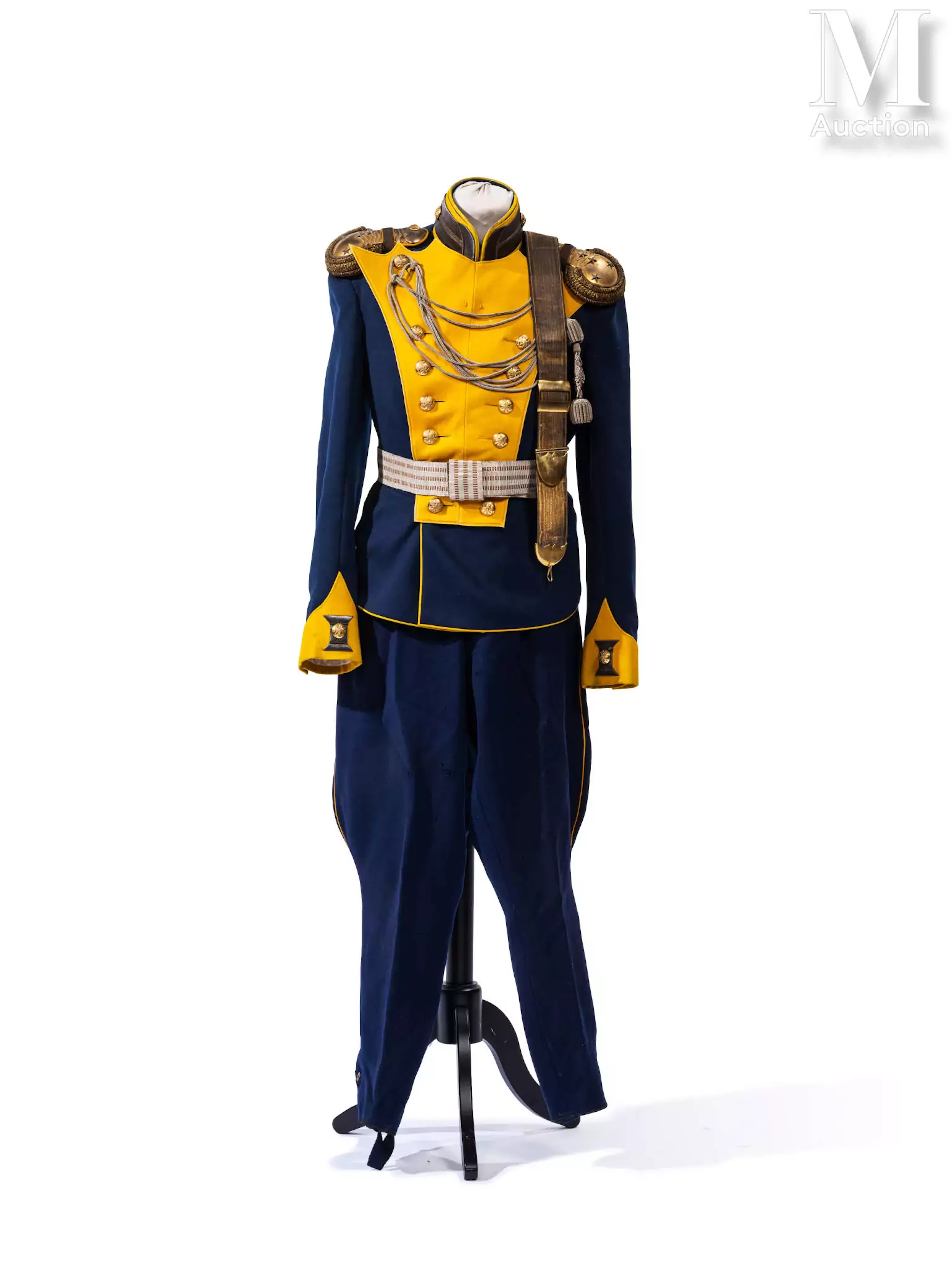 Tenue de parade d'officier (capitaine en second) du 4e Régiment de