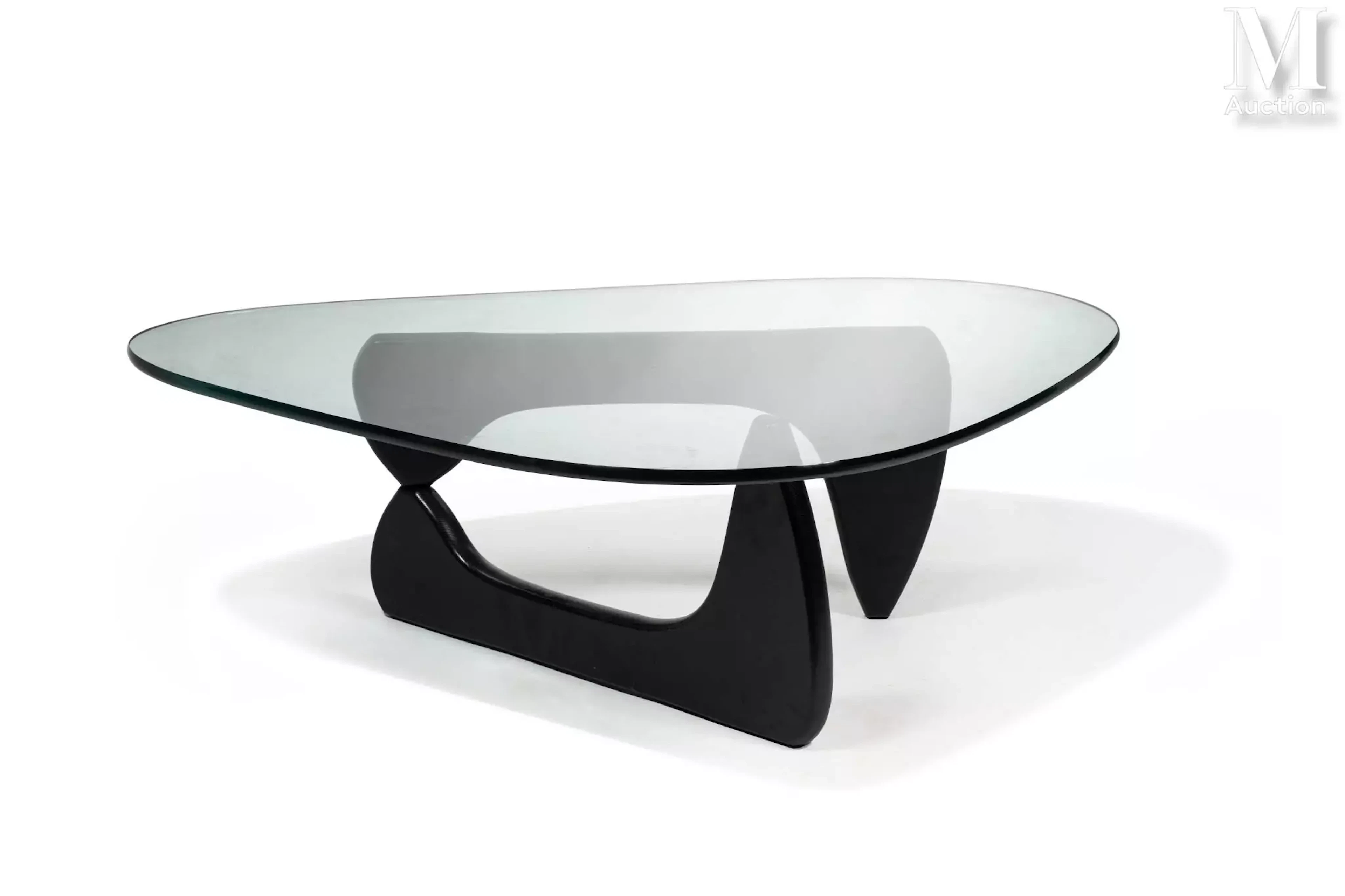 Isamu NOGUCHI, modèle de "IN 50"