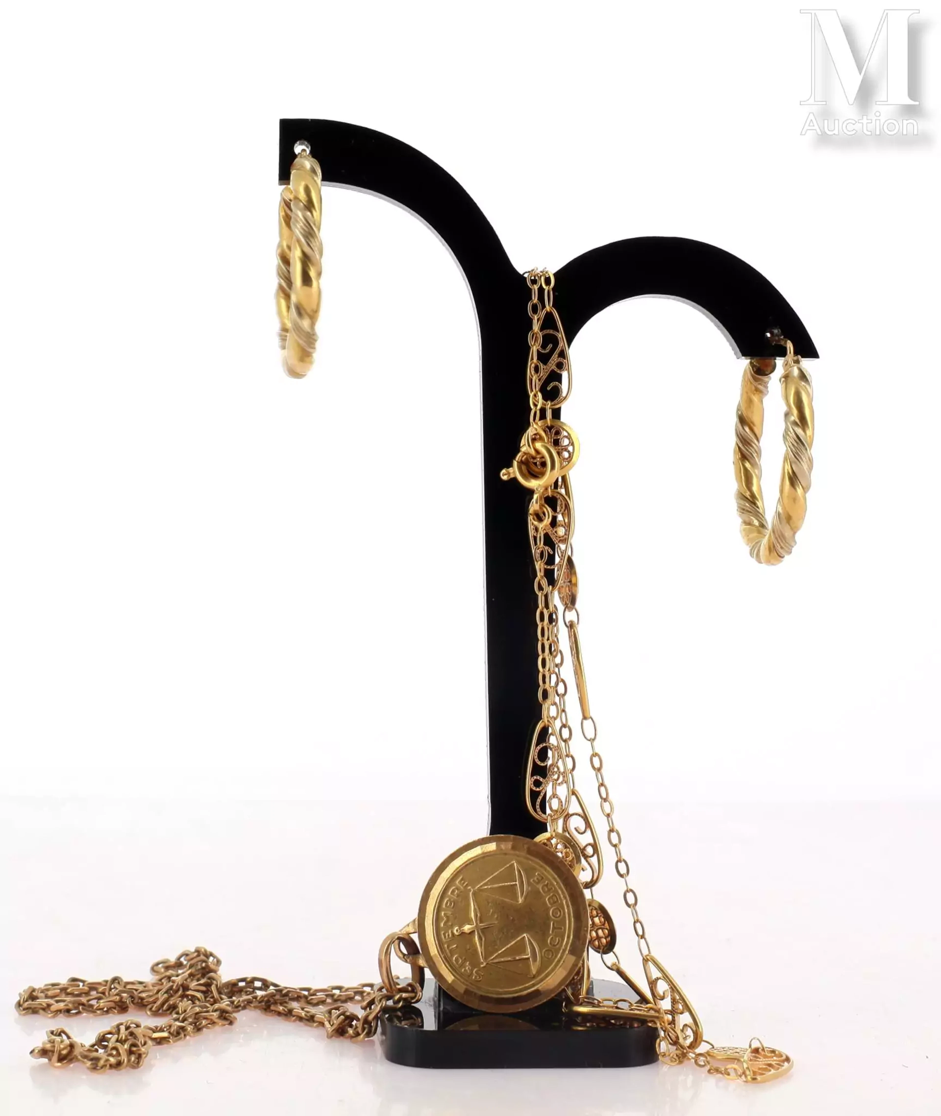 Lot de bijoux