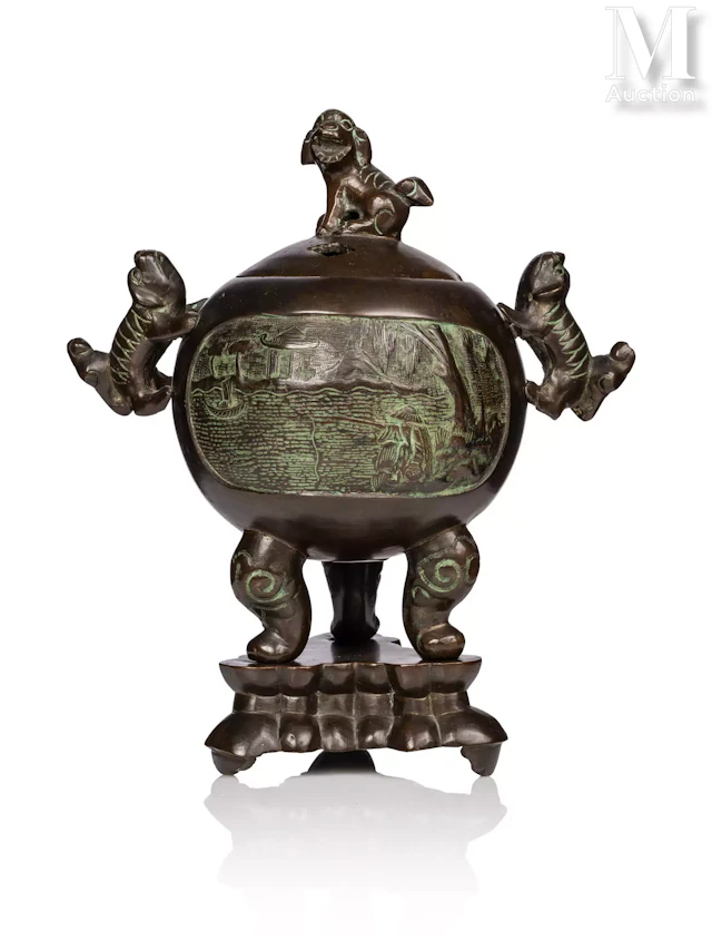 NON VENU VIETNAM, XXe siècle Petit brûle-parfum en bronze