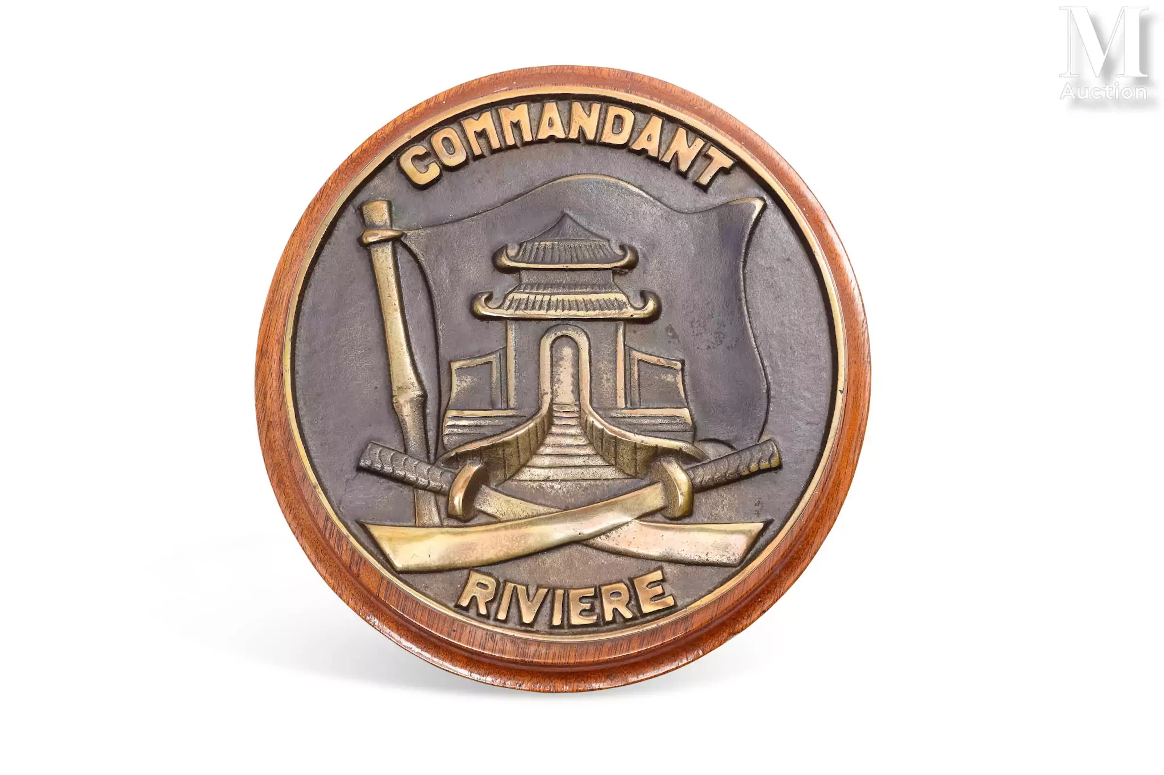 Commandant Rivière tape de bouche