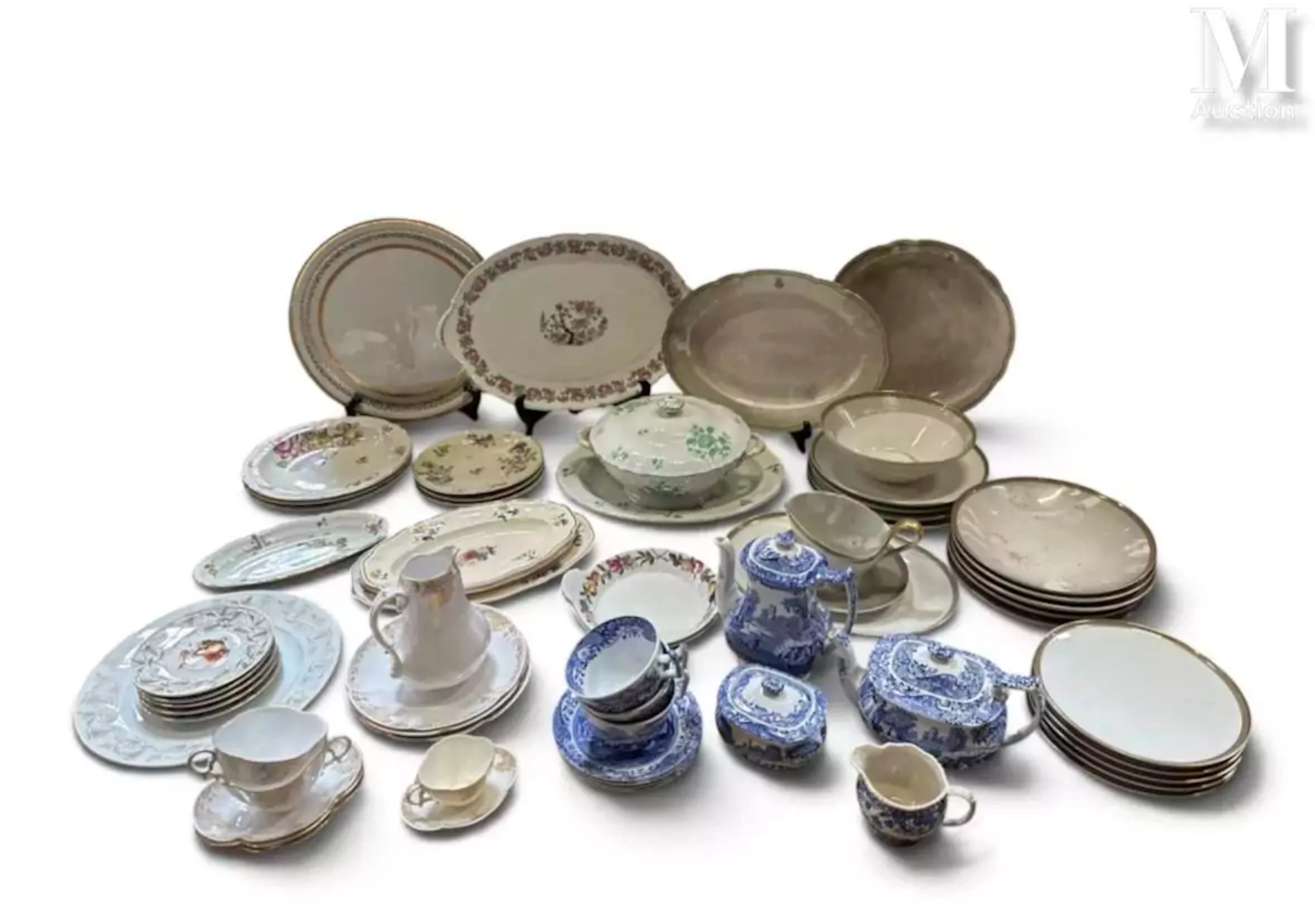 MANNETTE à thématique céramique et porcelaine