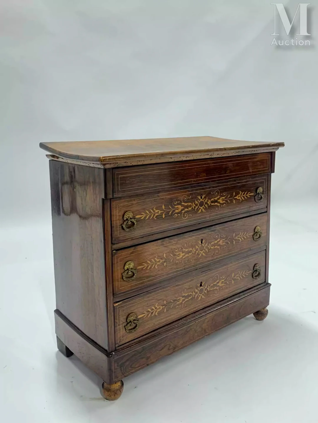 COMMODE DE MAITRISE