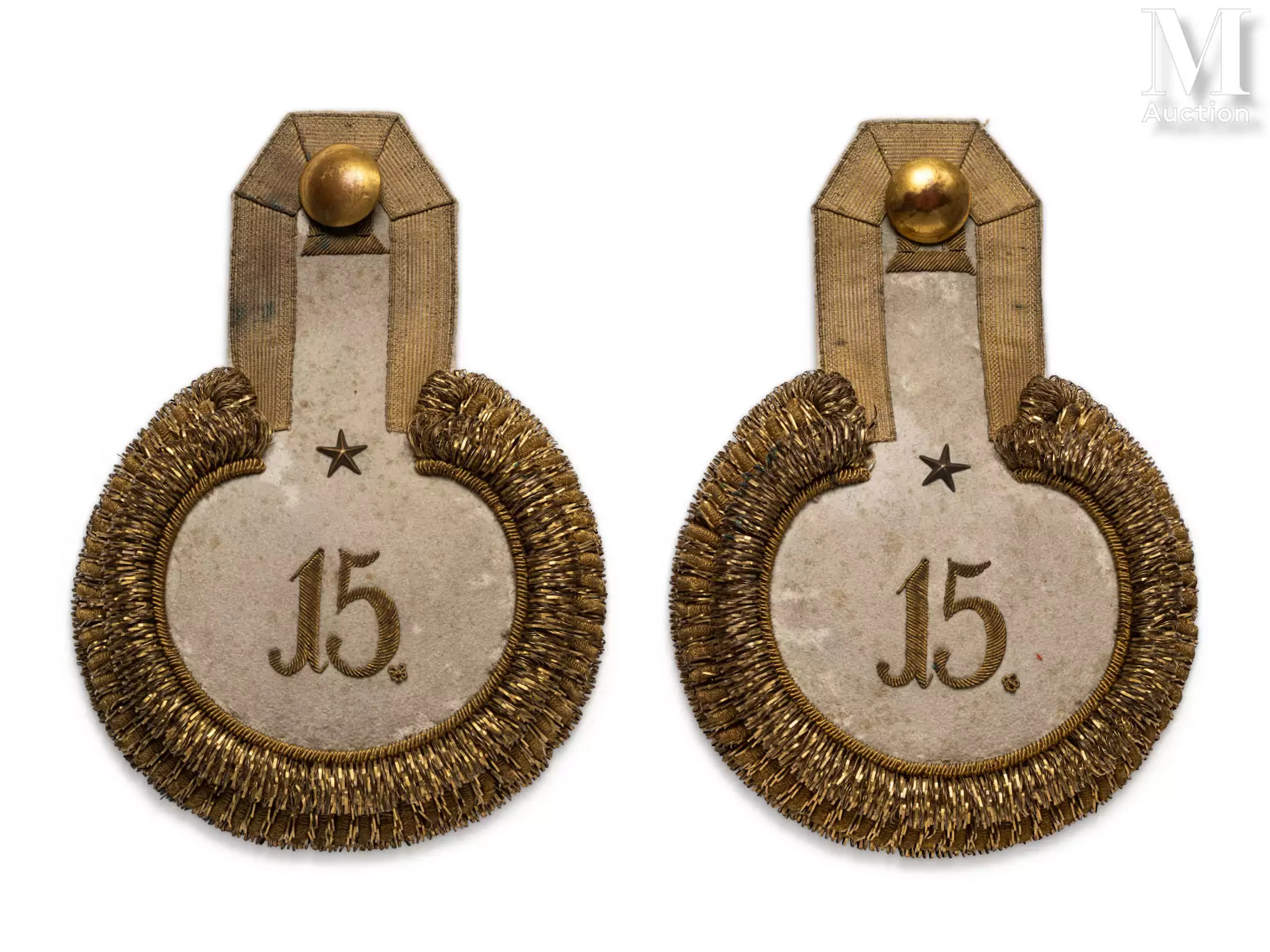 Paire d’épaulettes de sous-lieutenant (ou aspirant, selon l'époque)