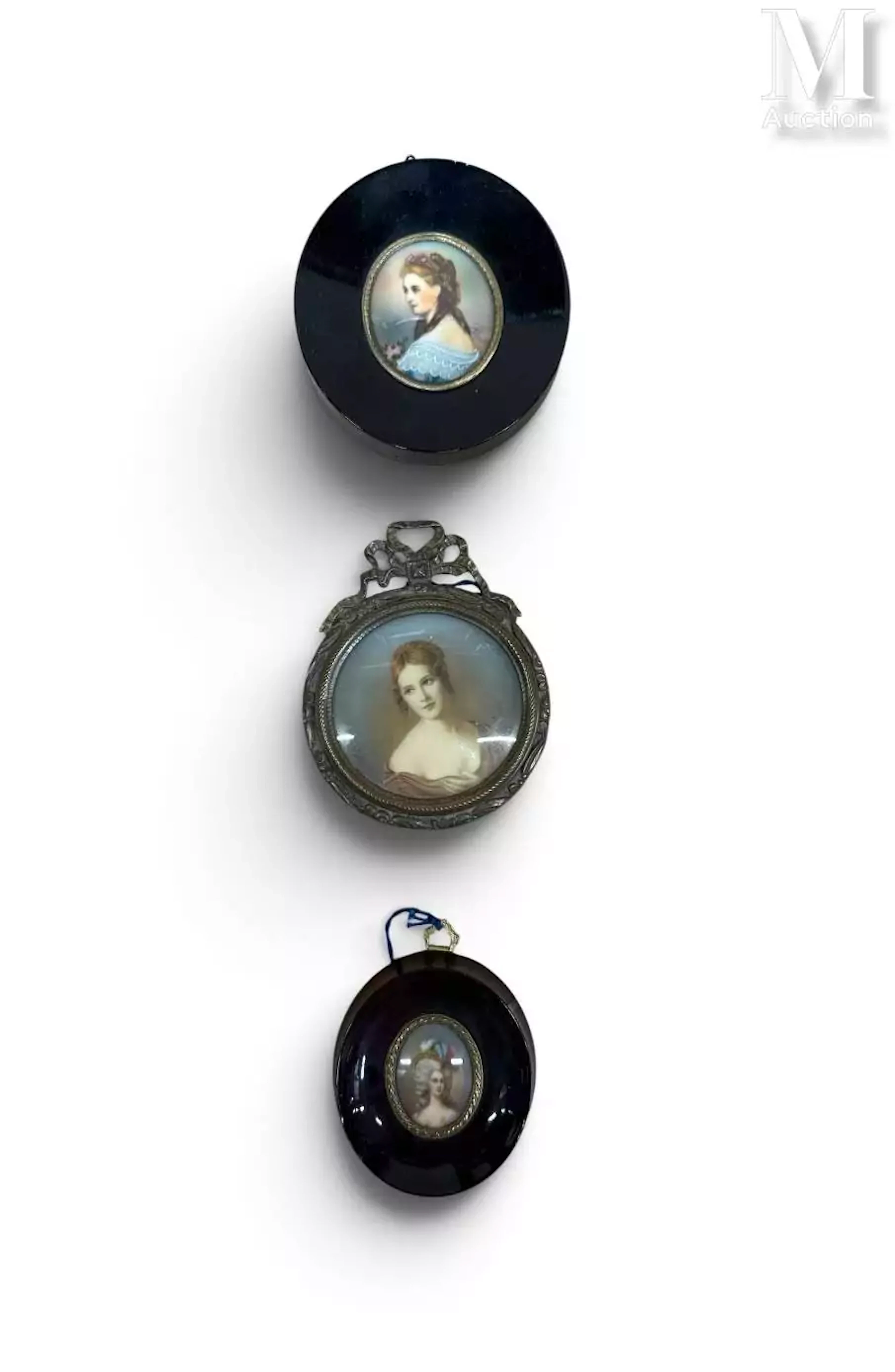 TROIS MINIATURES