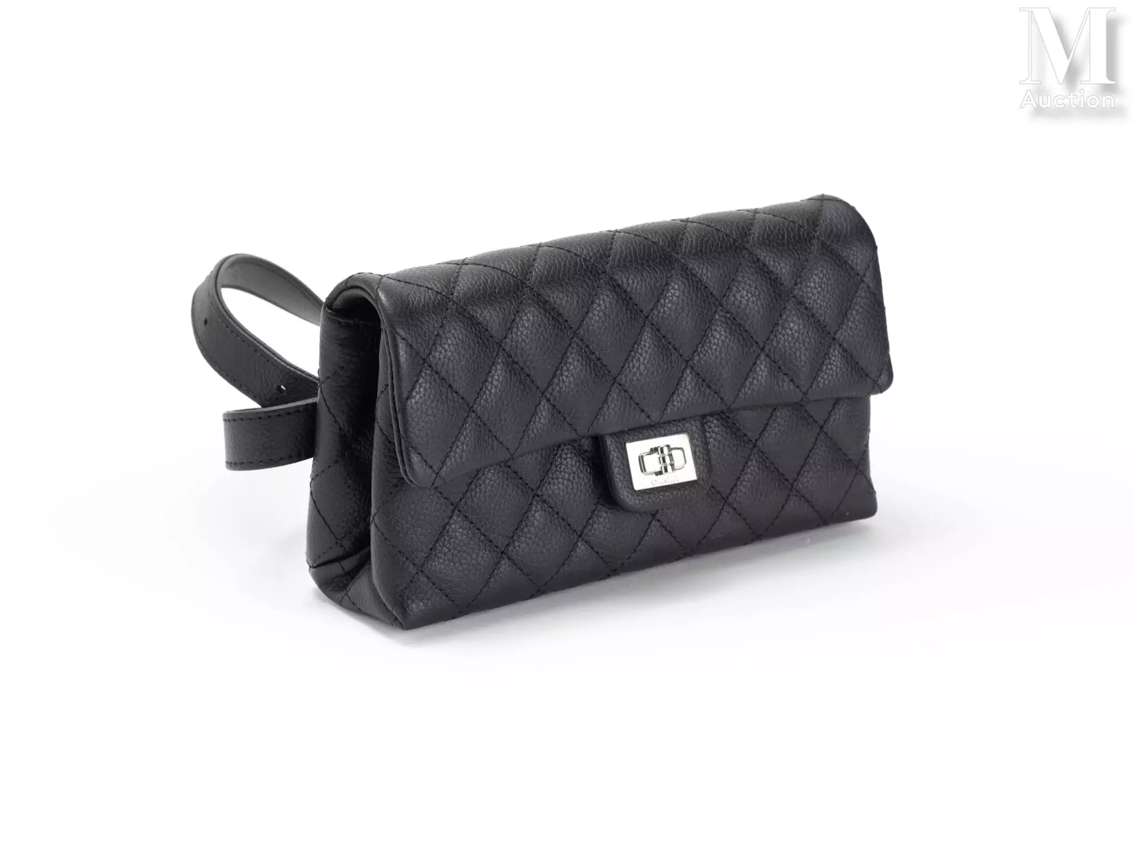 CHANEL UNIFORME