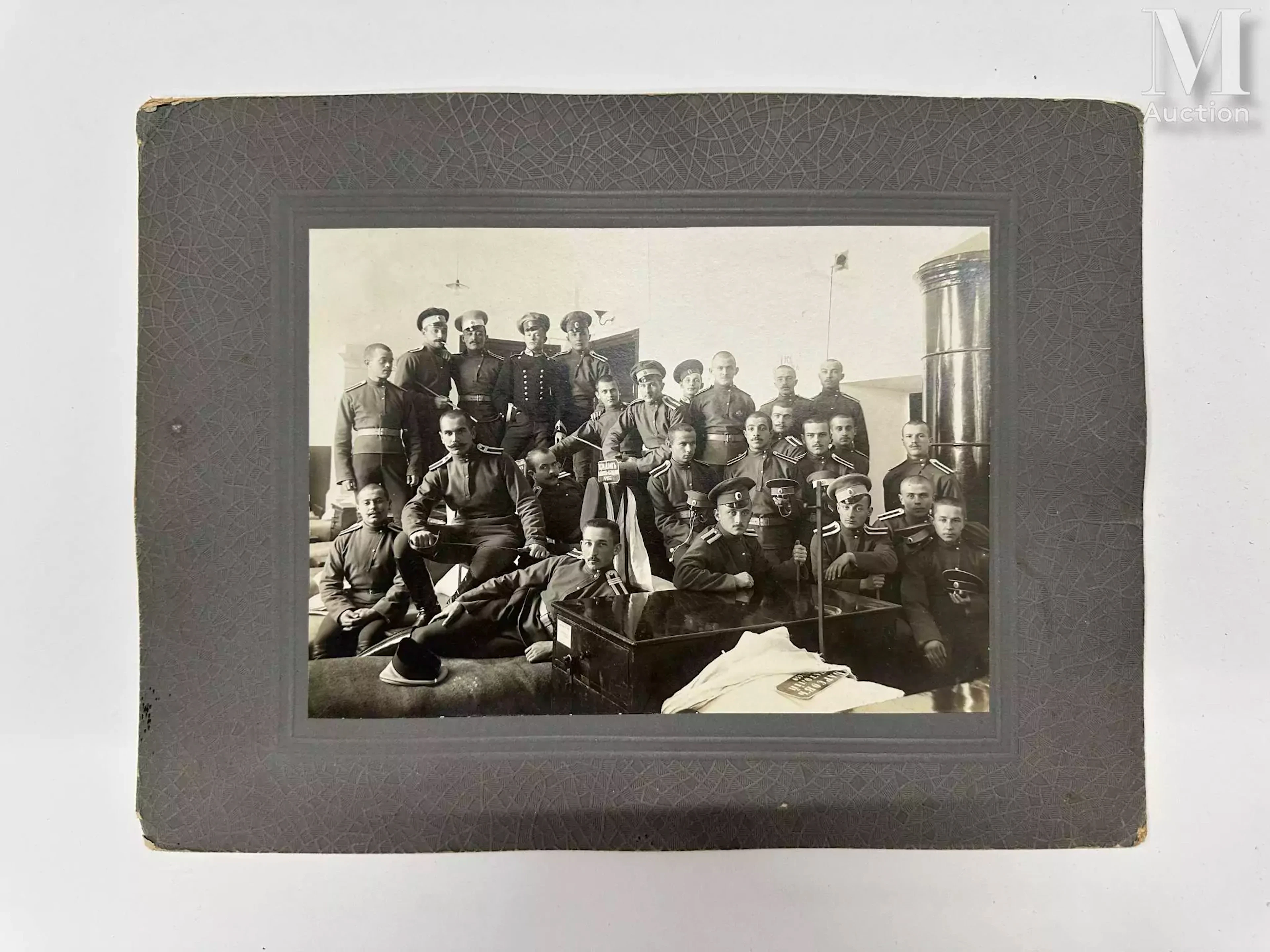 Lot de 5 tirages photographiques à l’argentique sur papier albuminé