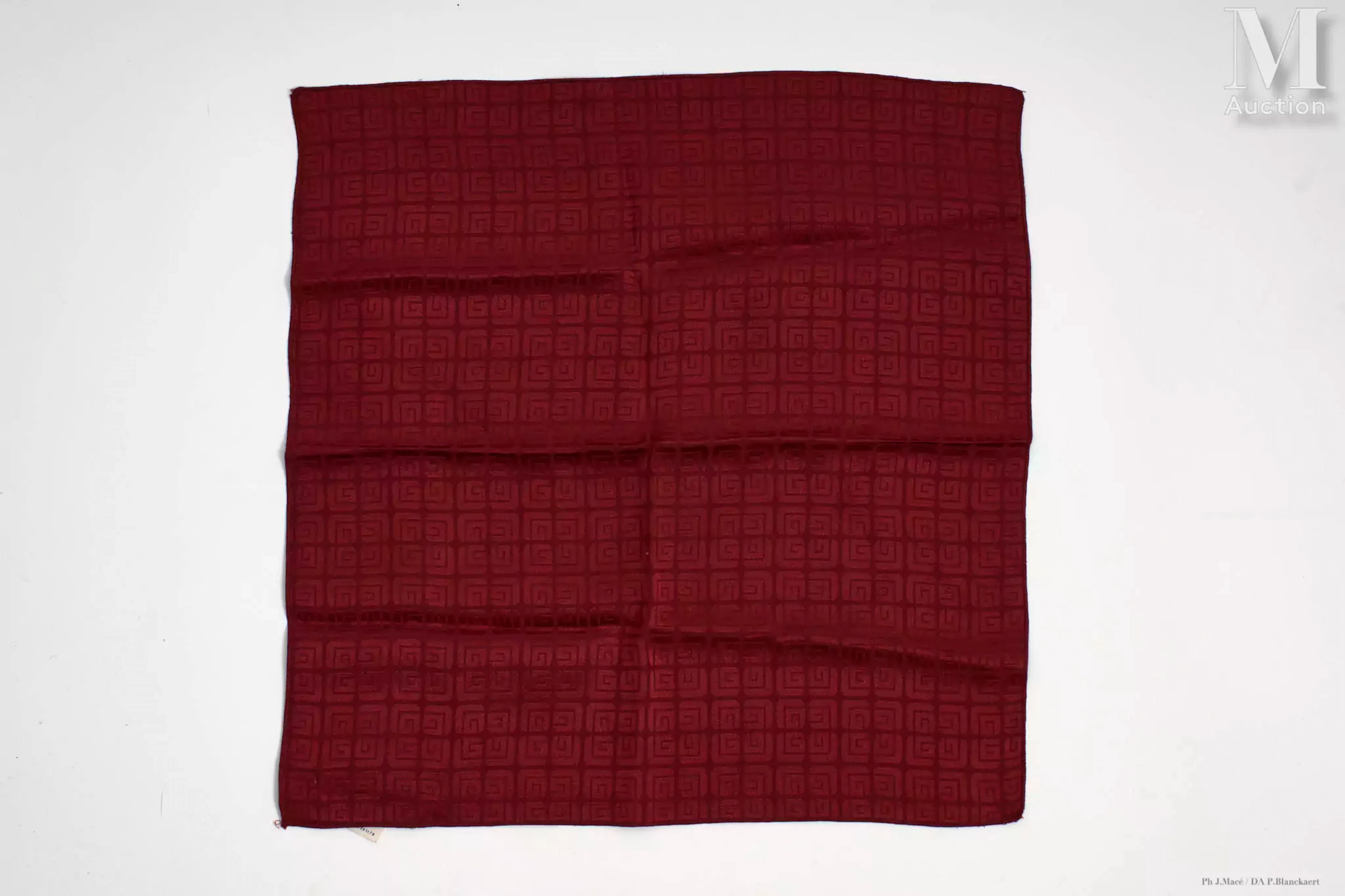 GUY LAROCHE POCHETTE