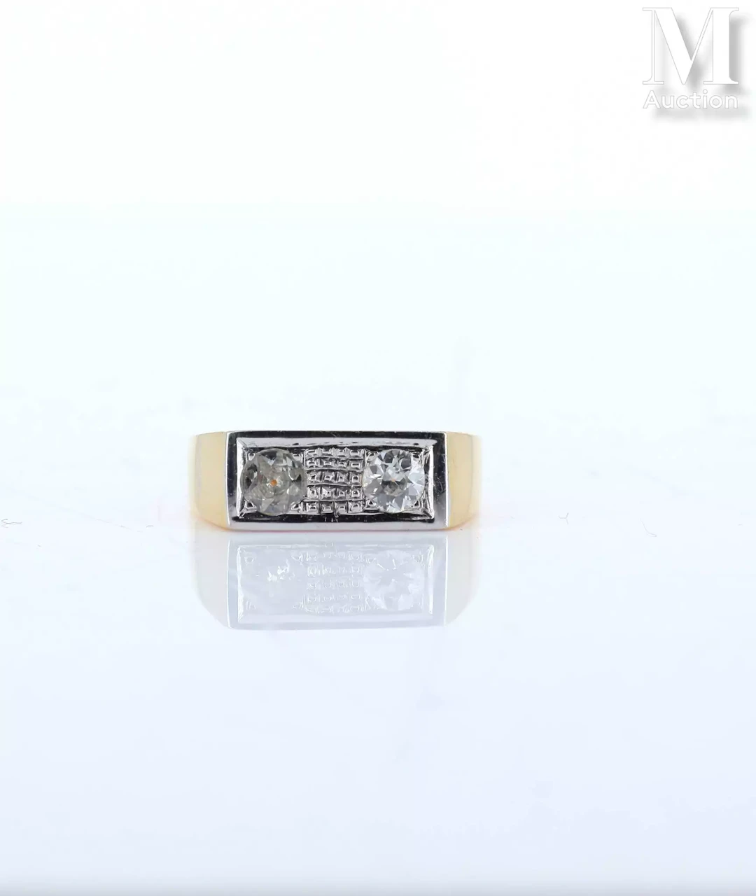 Bague moderniste
