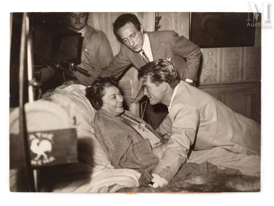 LES PARENTS TERRIBLES Photographie de tournage du film de Jean Cocteau, 1948