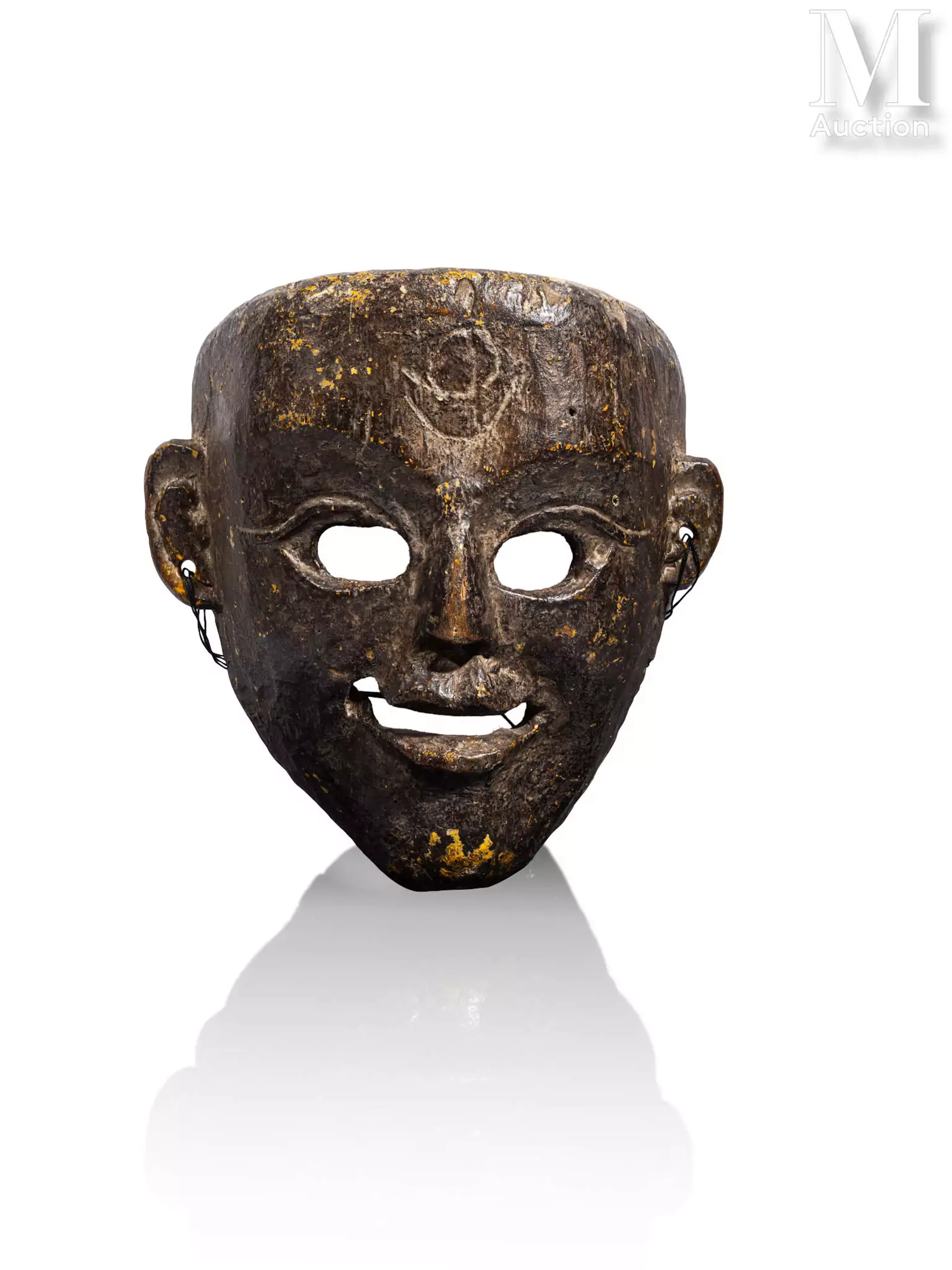 TIBET, XIXe siècle Masque en bois patiné