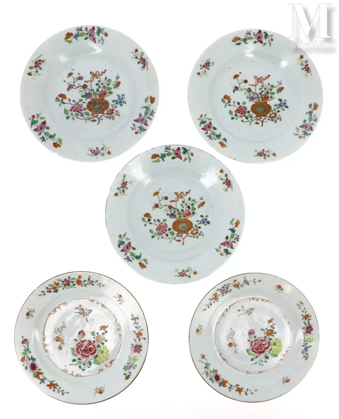 CHINE, Compagnie des Indes, XVIIIe siècle Ensemble de huit assiettes