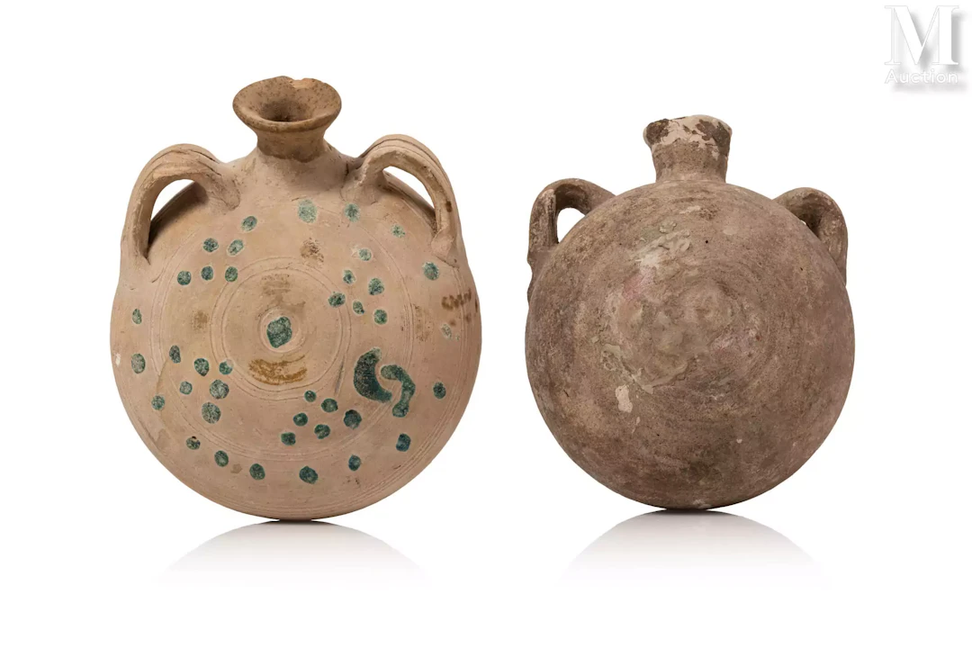 Deux gourdes de pèlerins Kashan, Syrie ou Irak, vers le IXe-XIe siècle