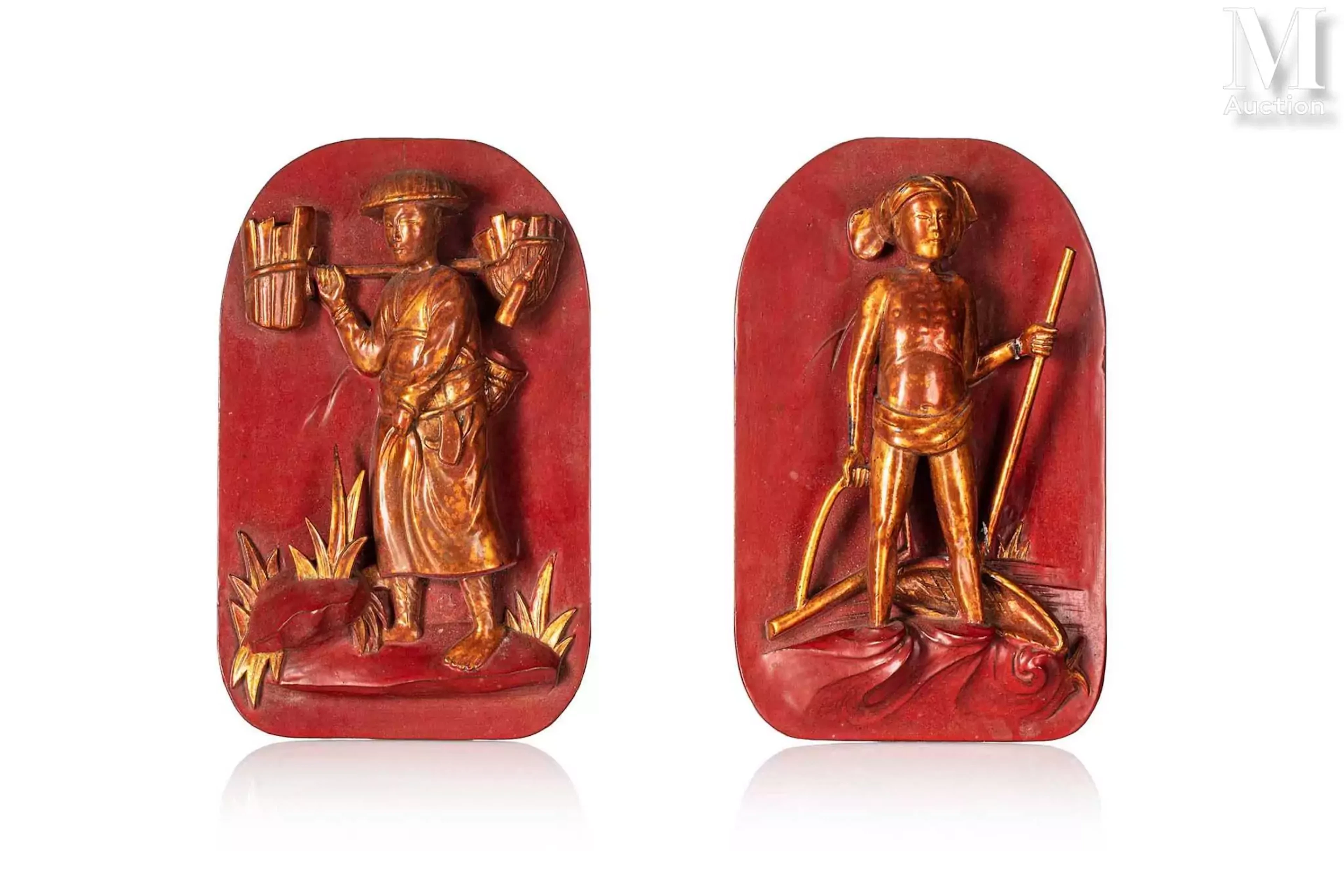 VIETNAM, XXe siècle Paire d'éléments en bois sculpté