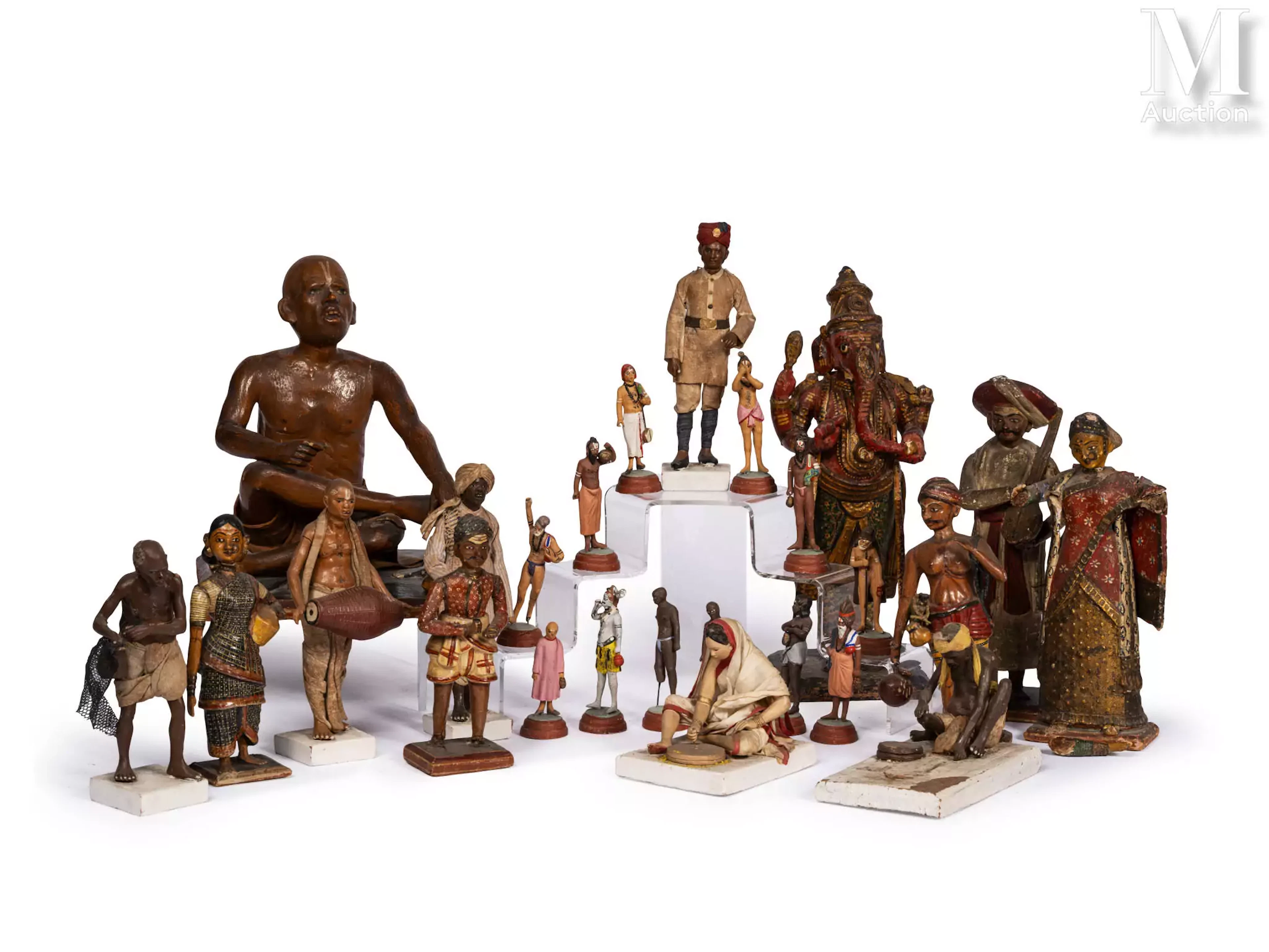 Ensemble de vingt-cinq figurines polychromes Inde, Krishnanagar, fin