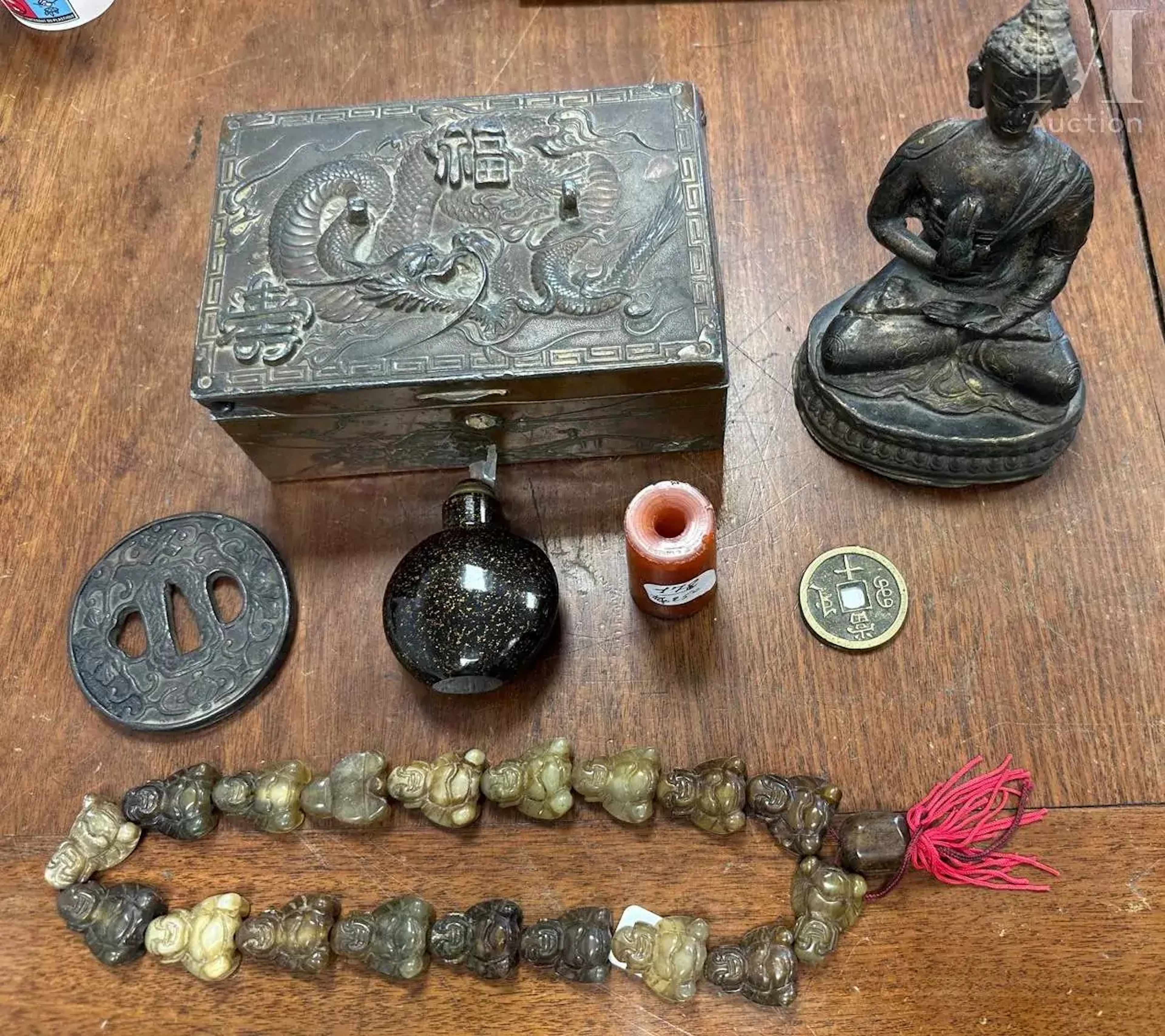 Lot à thématique Asie