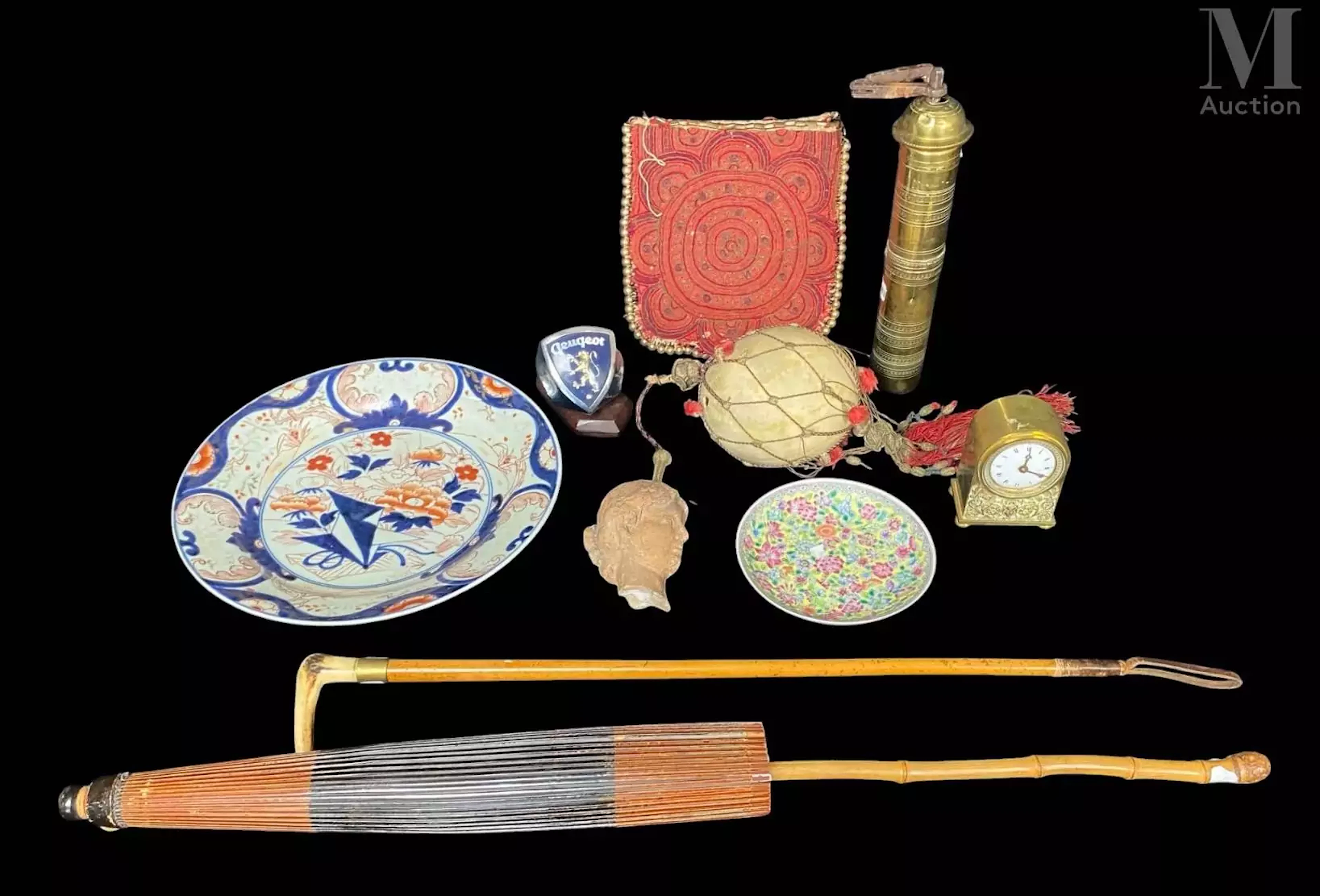 Ensemble de curiosités