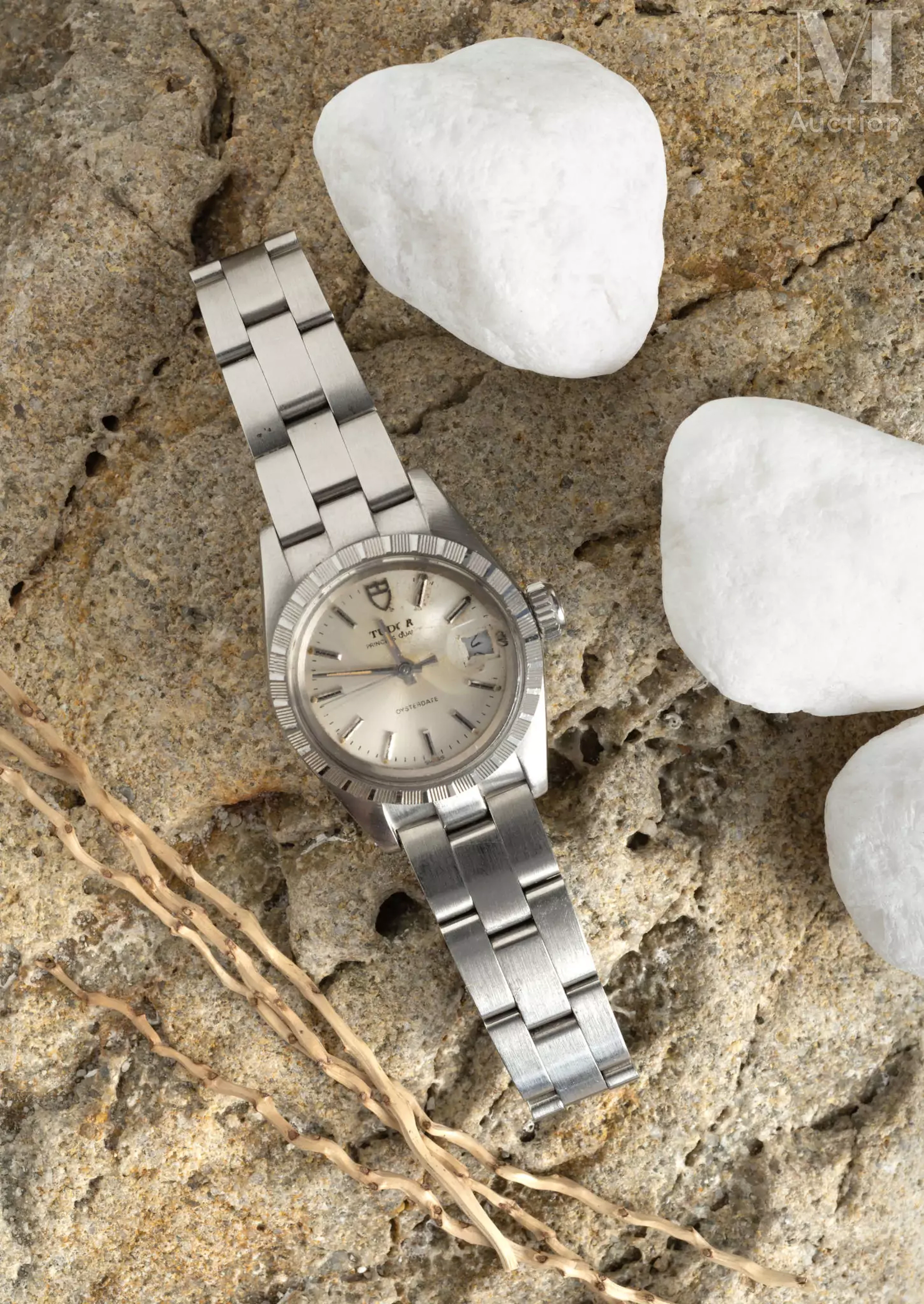 TUDOR / ROLEX "Princess quartz Oyster Date"