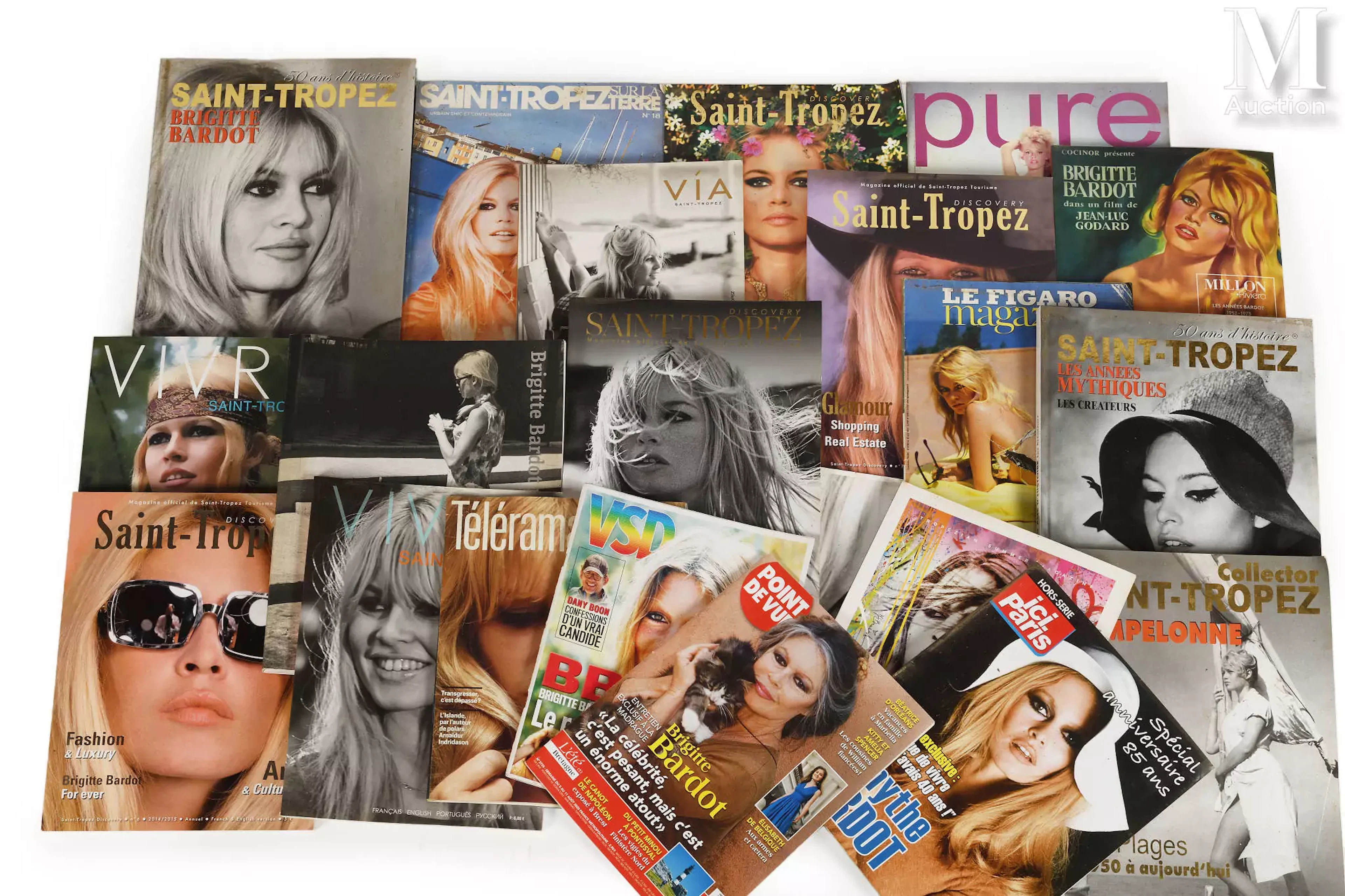 MANETTE de livres de Bardot