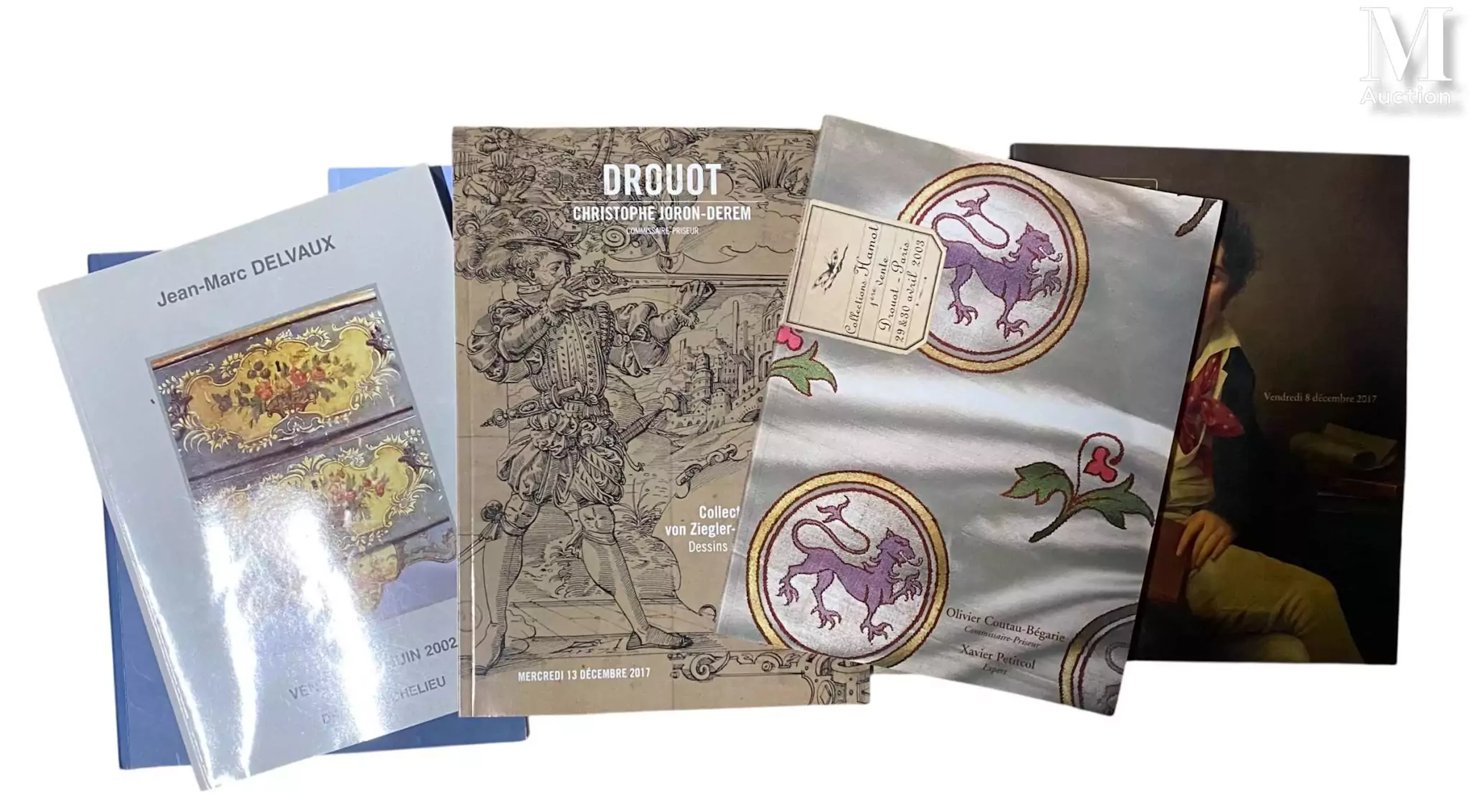 Lot de neuf catalogues de vente aux enchères d’études parisiennes