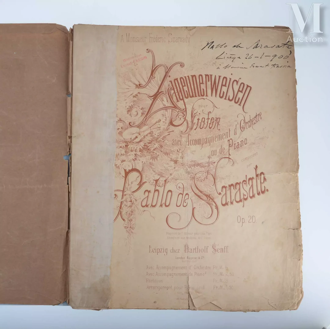 Lot. Ensemble de diverses pièces: