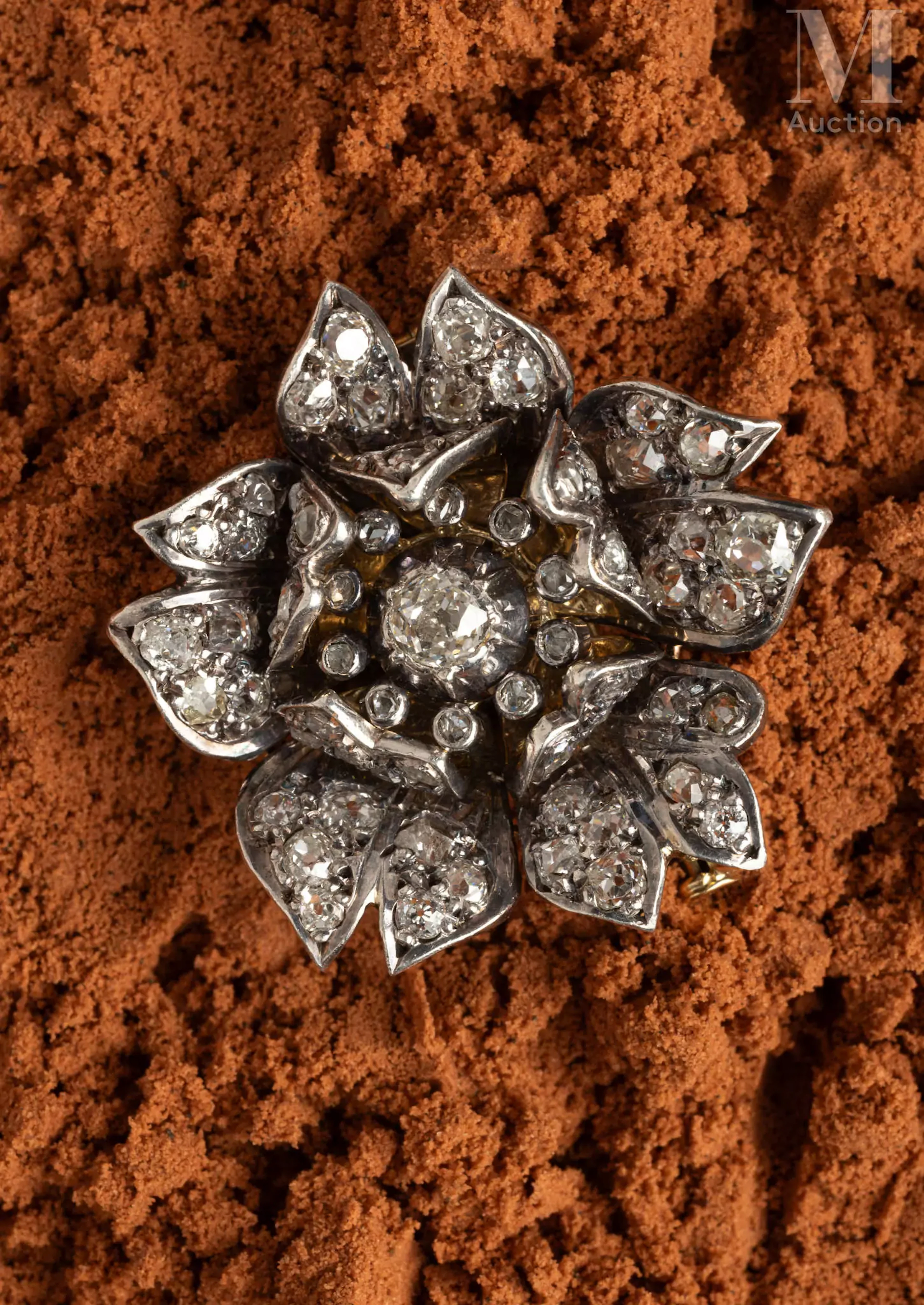 Broche fleur