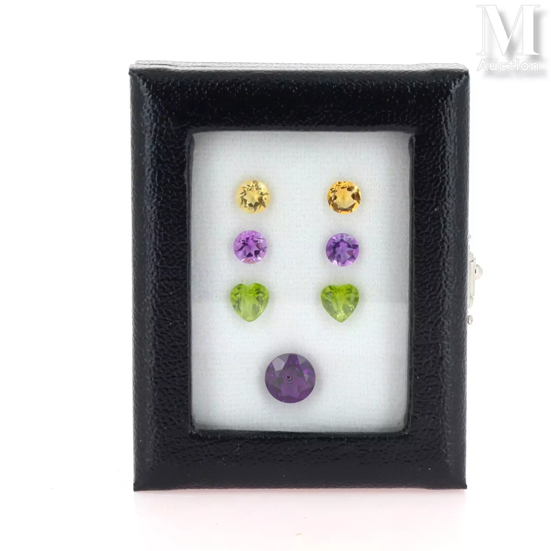 Arrangement de pierres de couleurs