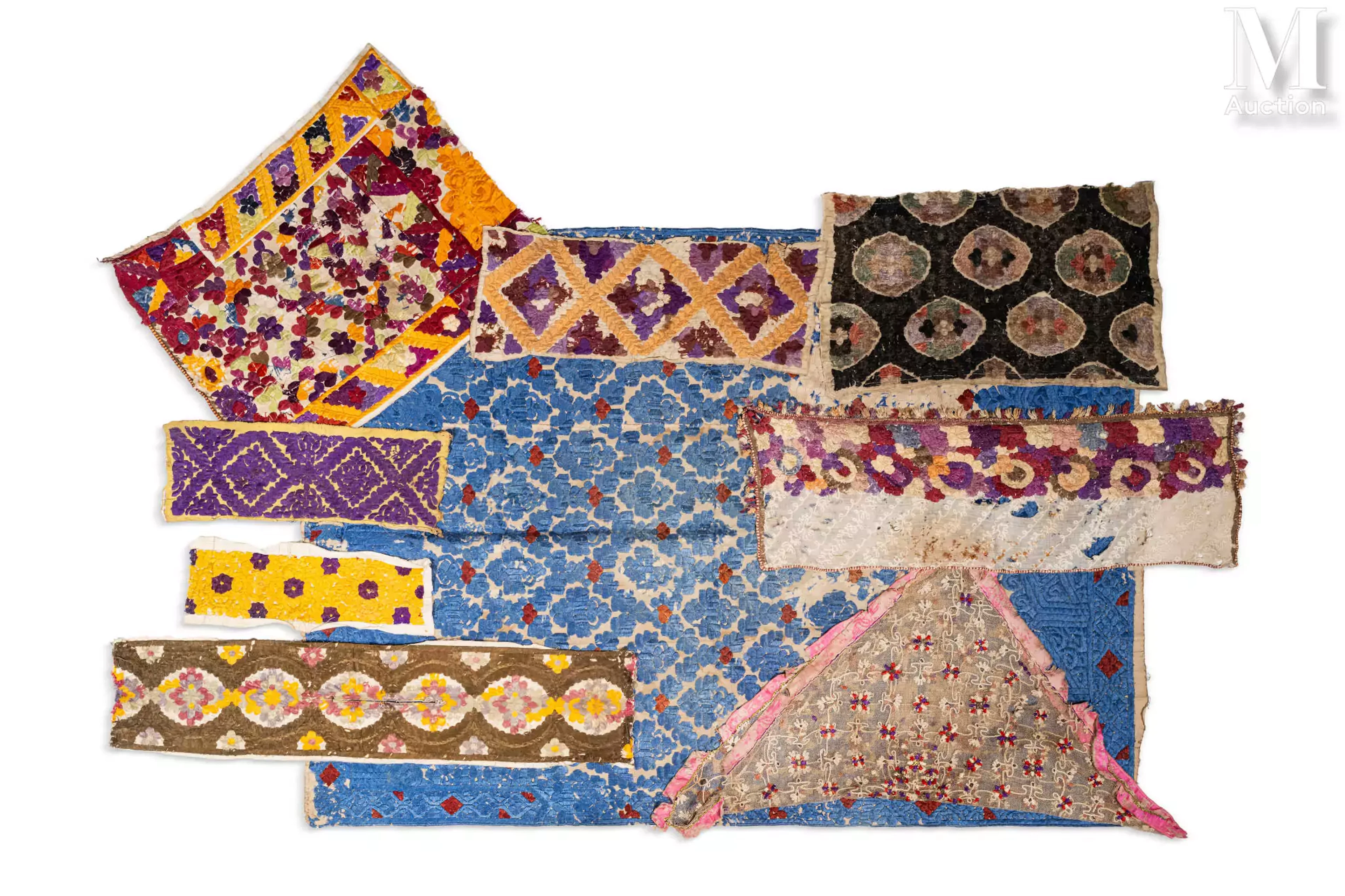 Ensemble de neuf broderies traditionnelles Maroc, Tétouan et Rabat