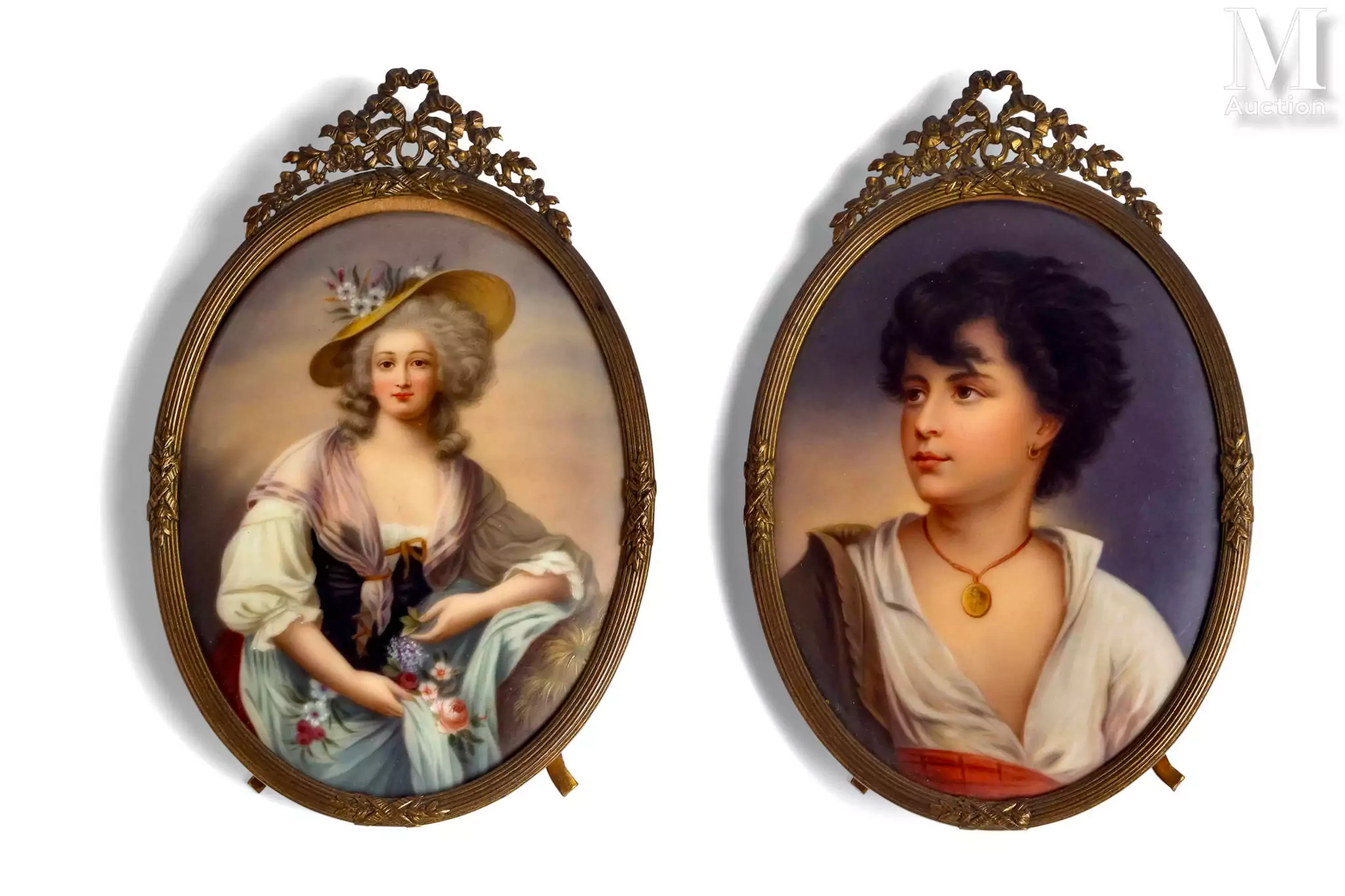 Deux peintures signées sur porcelaine