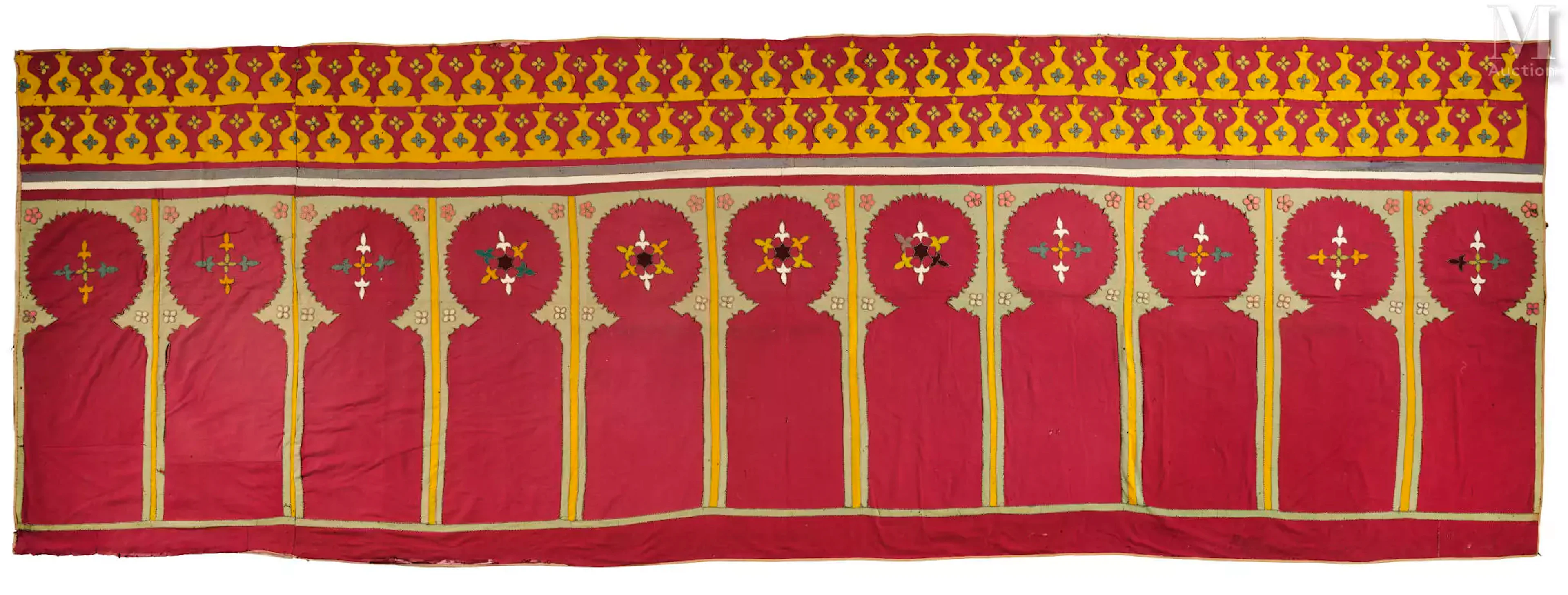 Grand tour de tente caïdale (haïti) à décor de mihrābs Maroc, début
