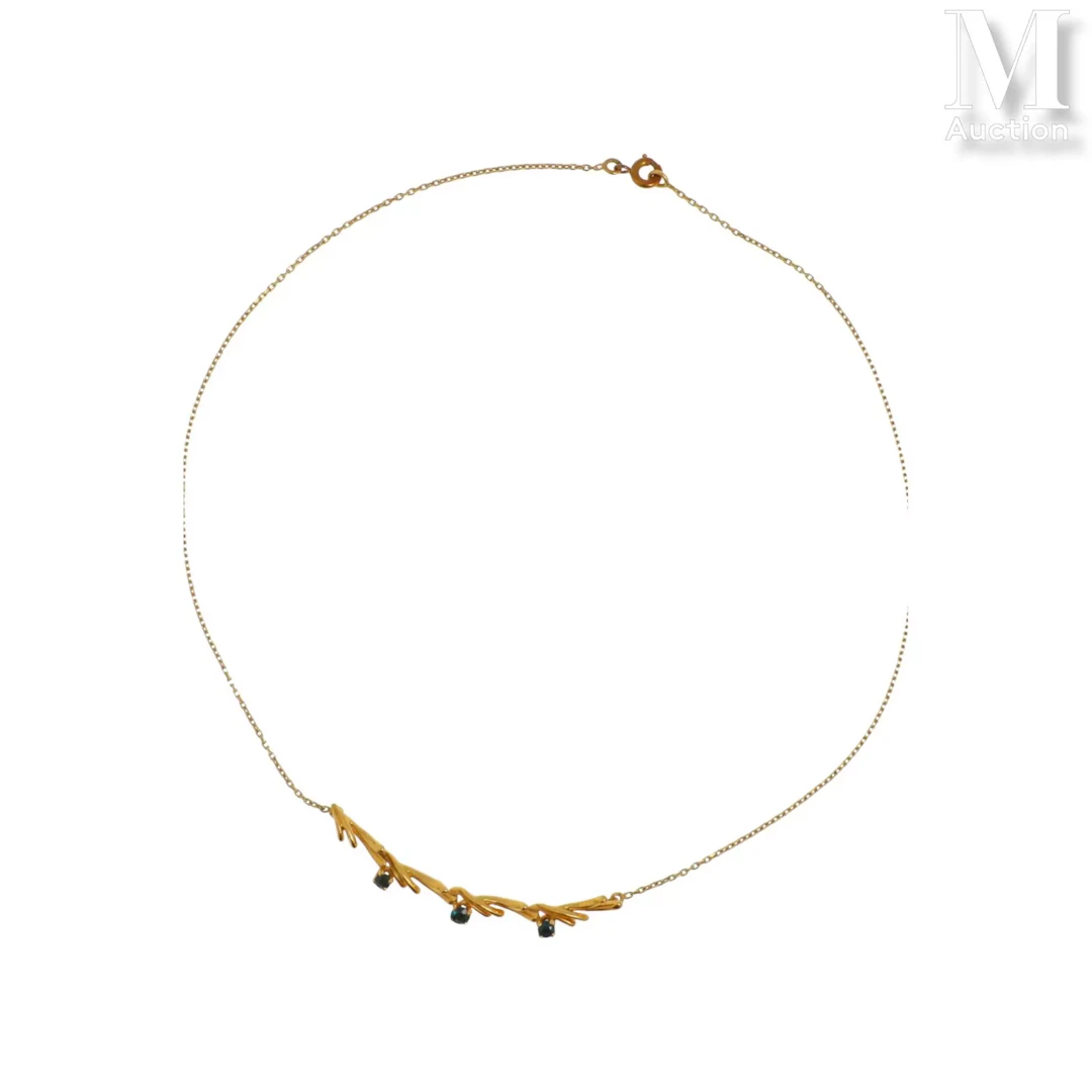 Collier ras de cou
