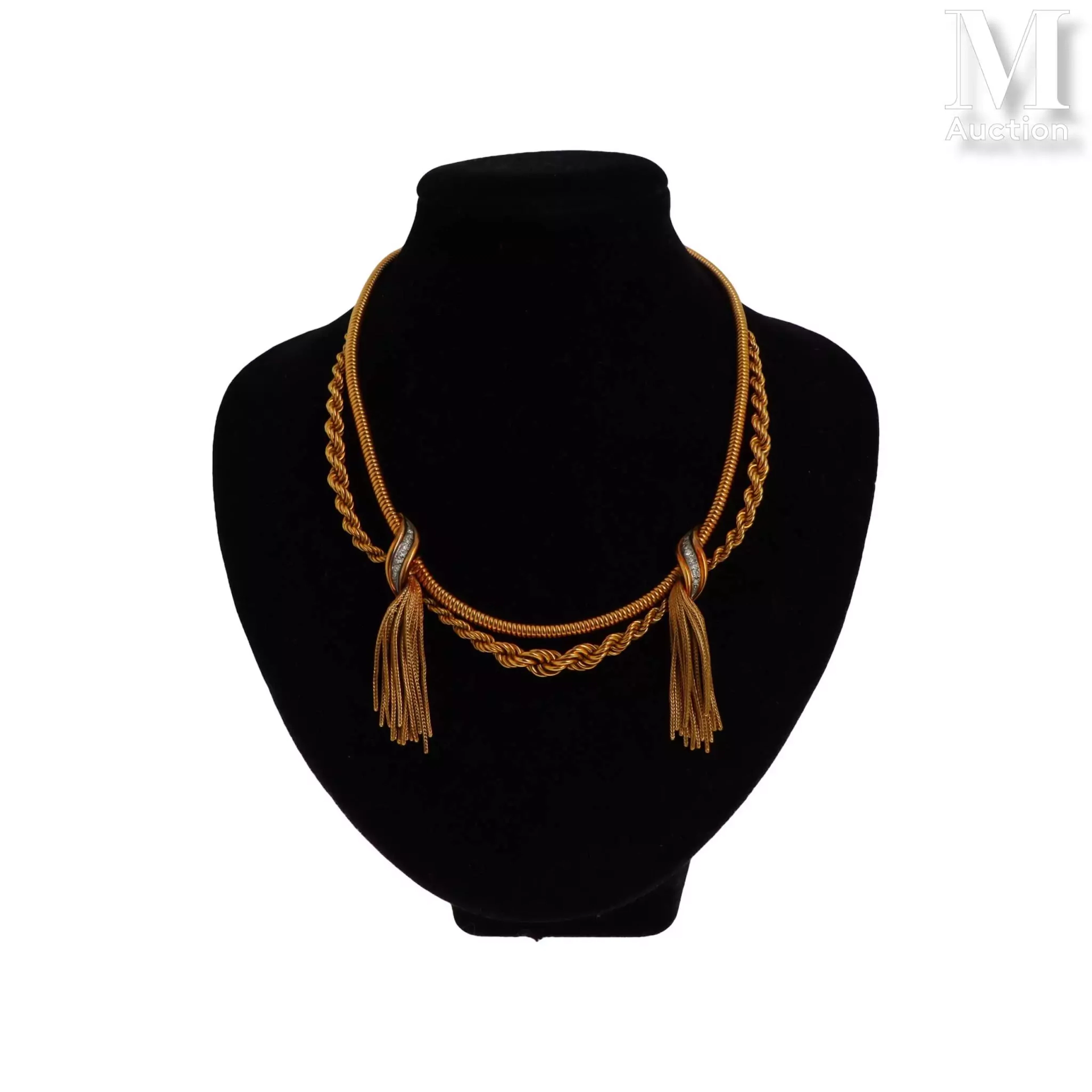 Collier pompons