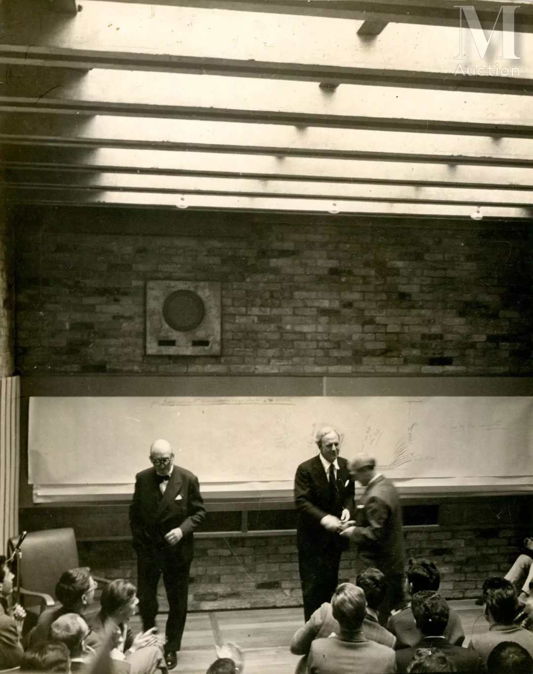 Le Corbusier et Sir Leslie Martin