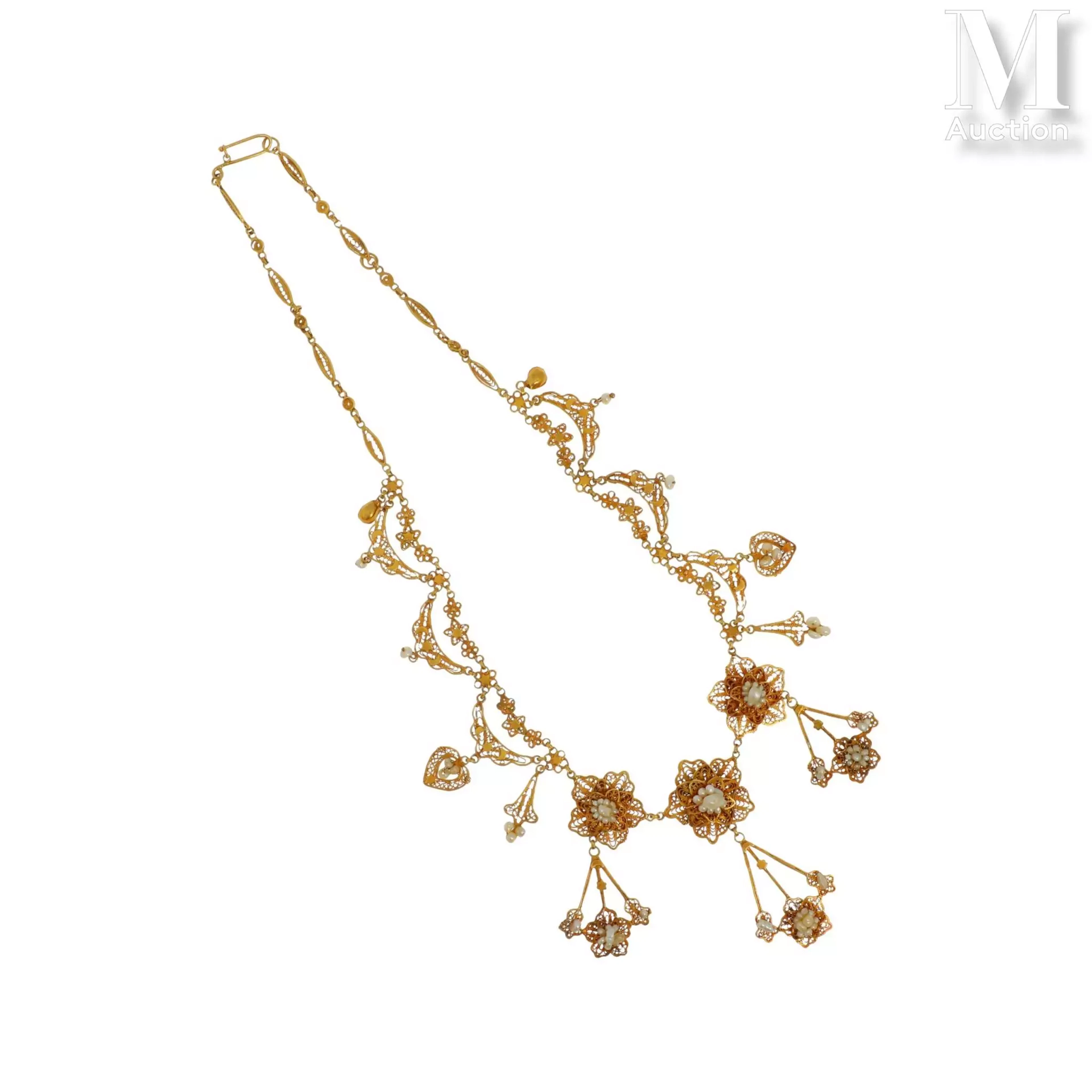Collier draperie