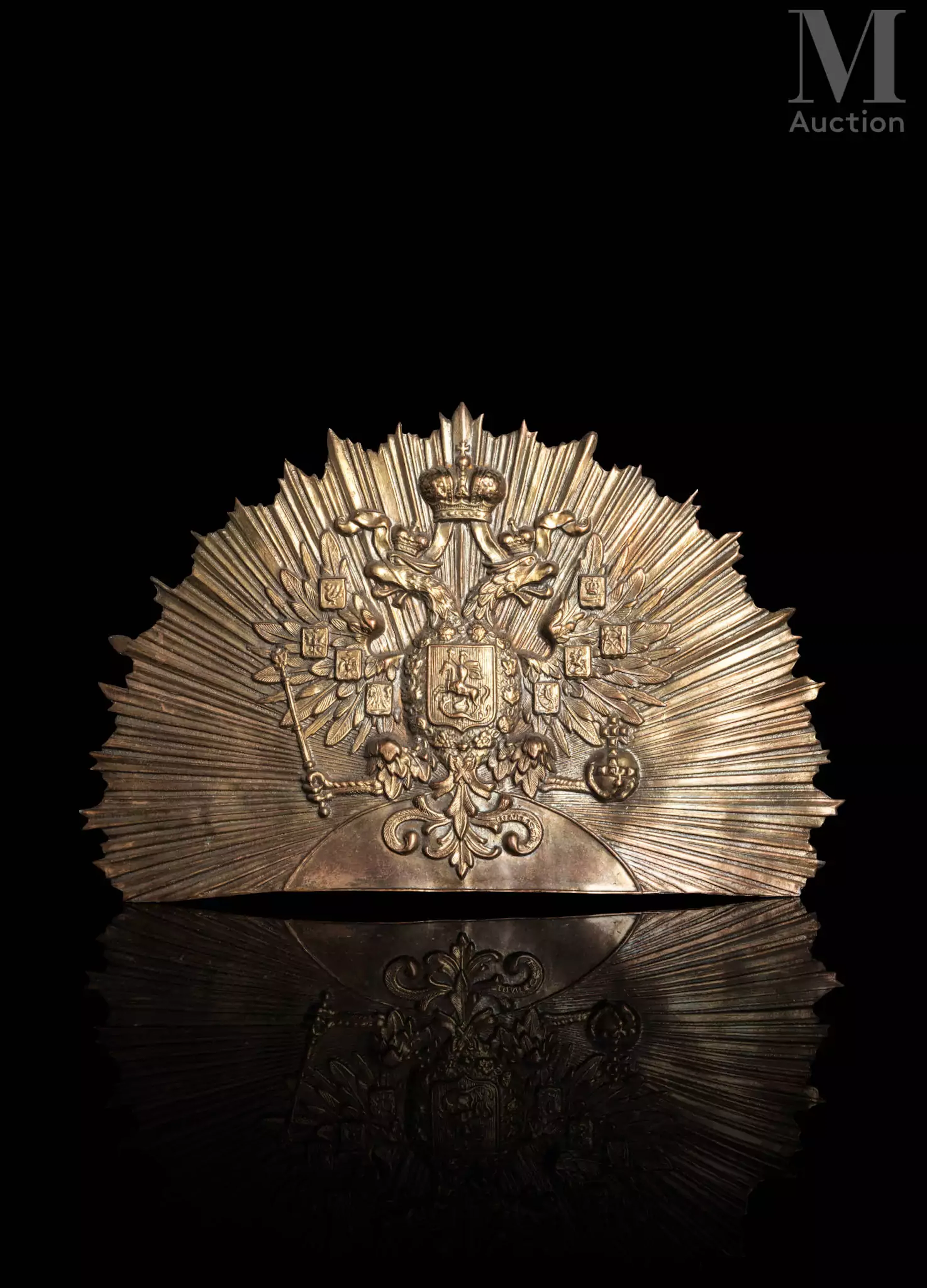 Plaque frontale de bonnet de la Compagnie des Grenadiers du Palais.