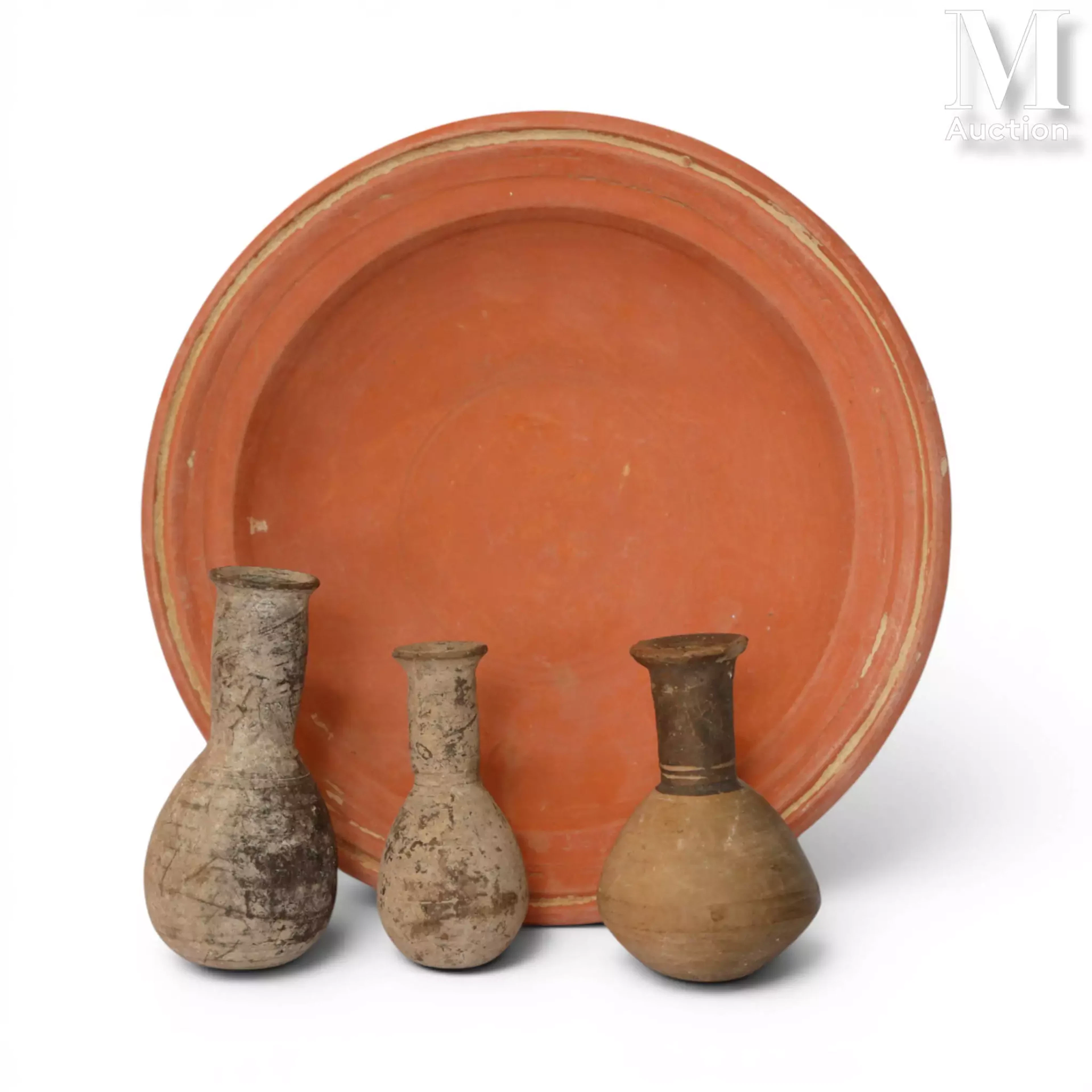 Lot de trois balsamaires à haut col (Terre cuite grise, Art romain