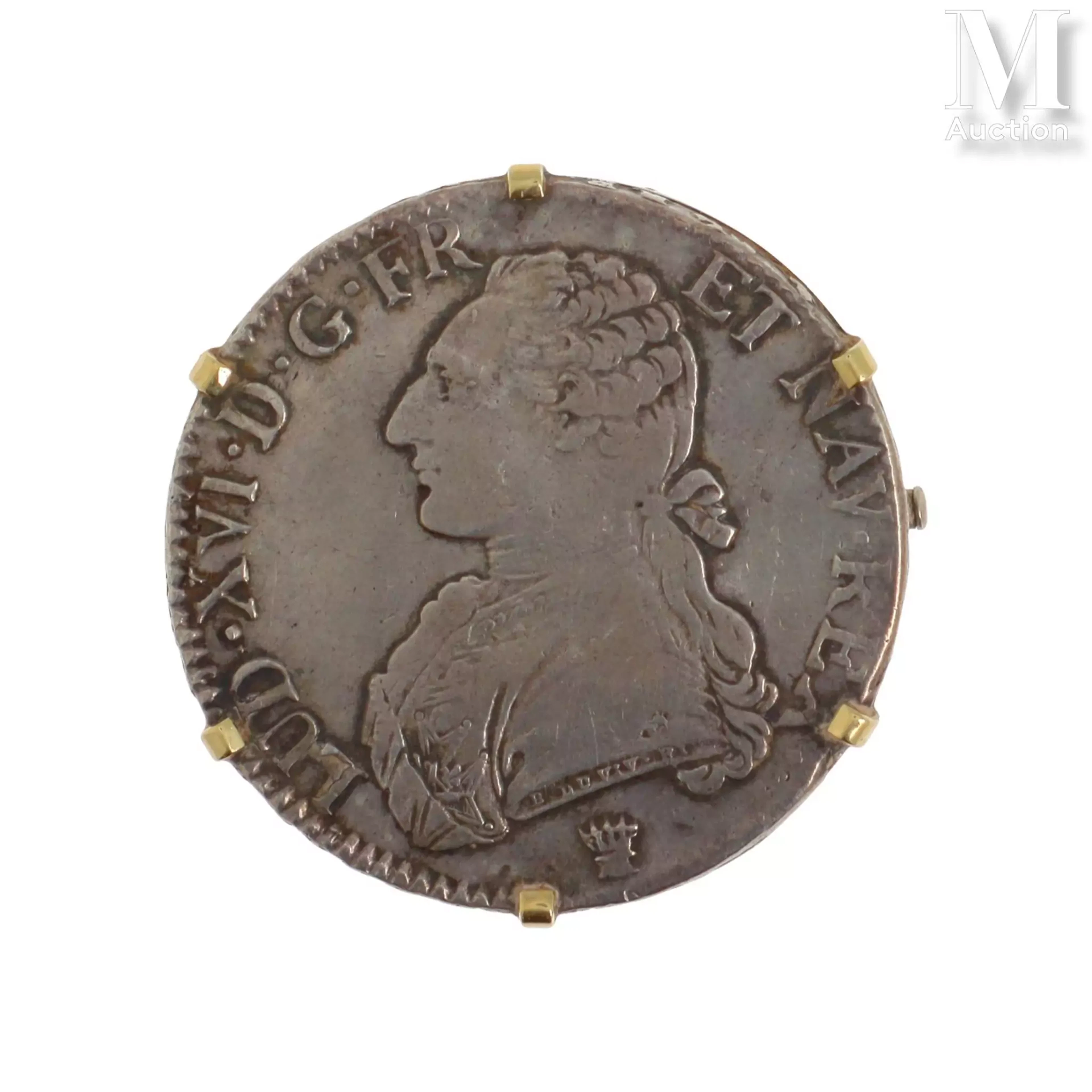 Broche pièce